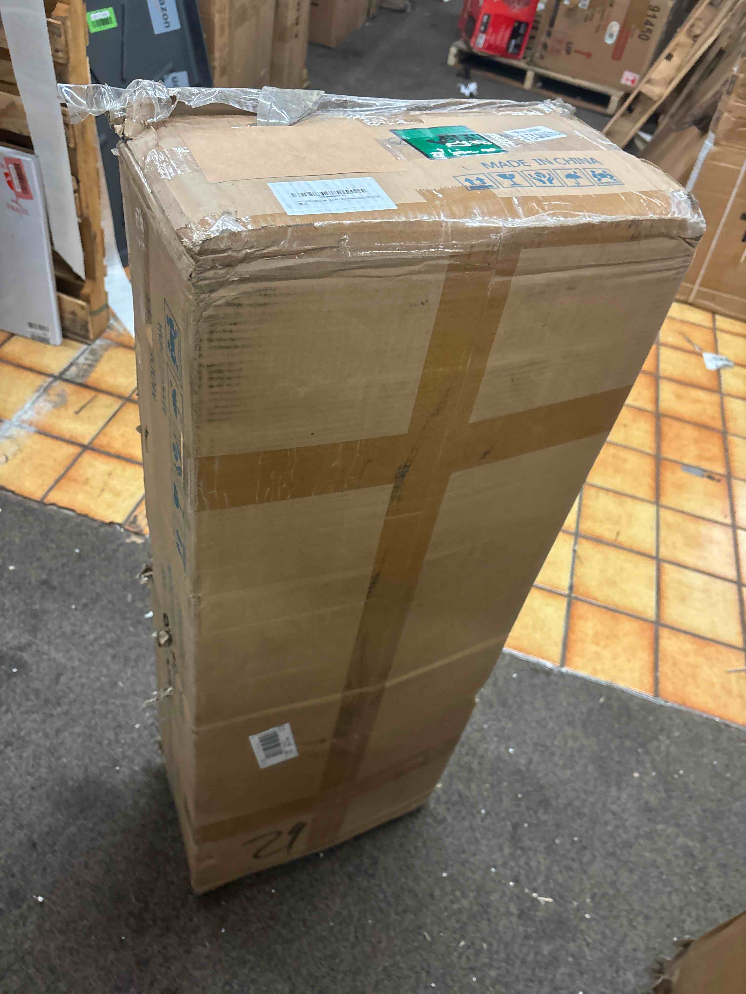 https://s3.amazonaws.com/lotting-images-prod/phillipi/RED5822828_1708571610498.jpeg
