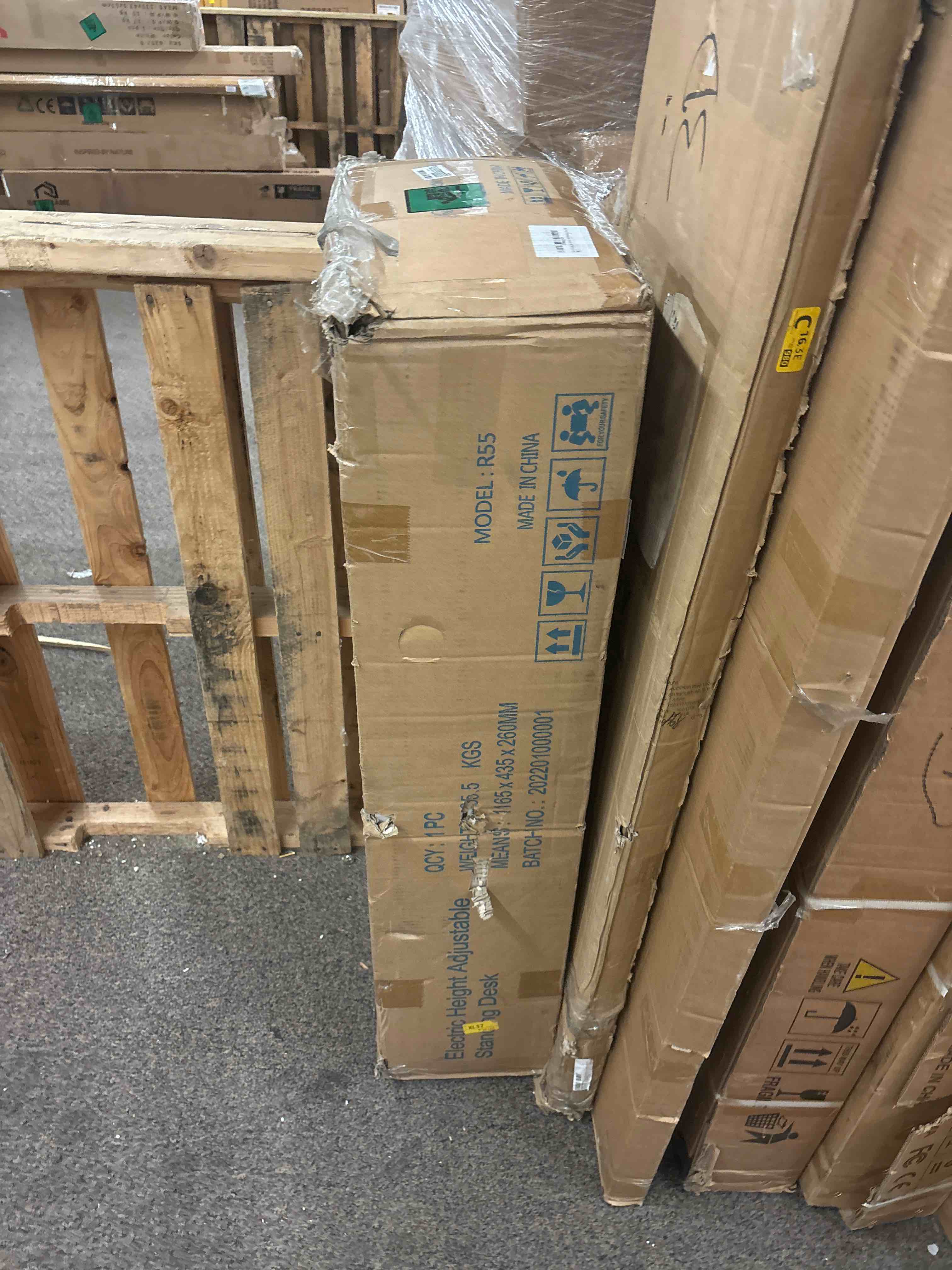 https://s3.amazonaws.com/lotting-images-prod/phillipi/RED5822828_1708571640456.jpeg