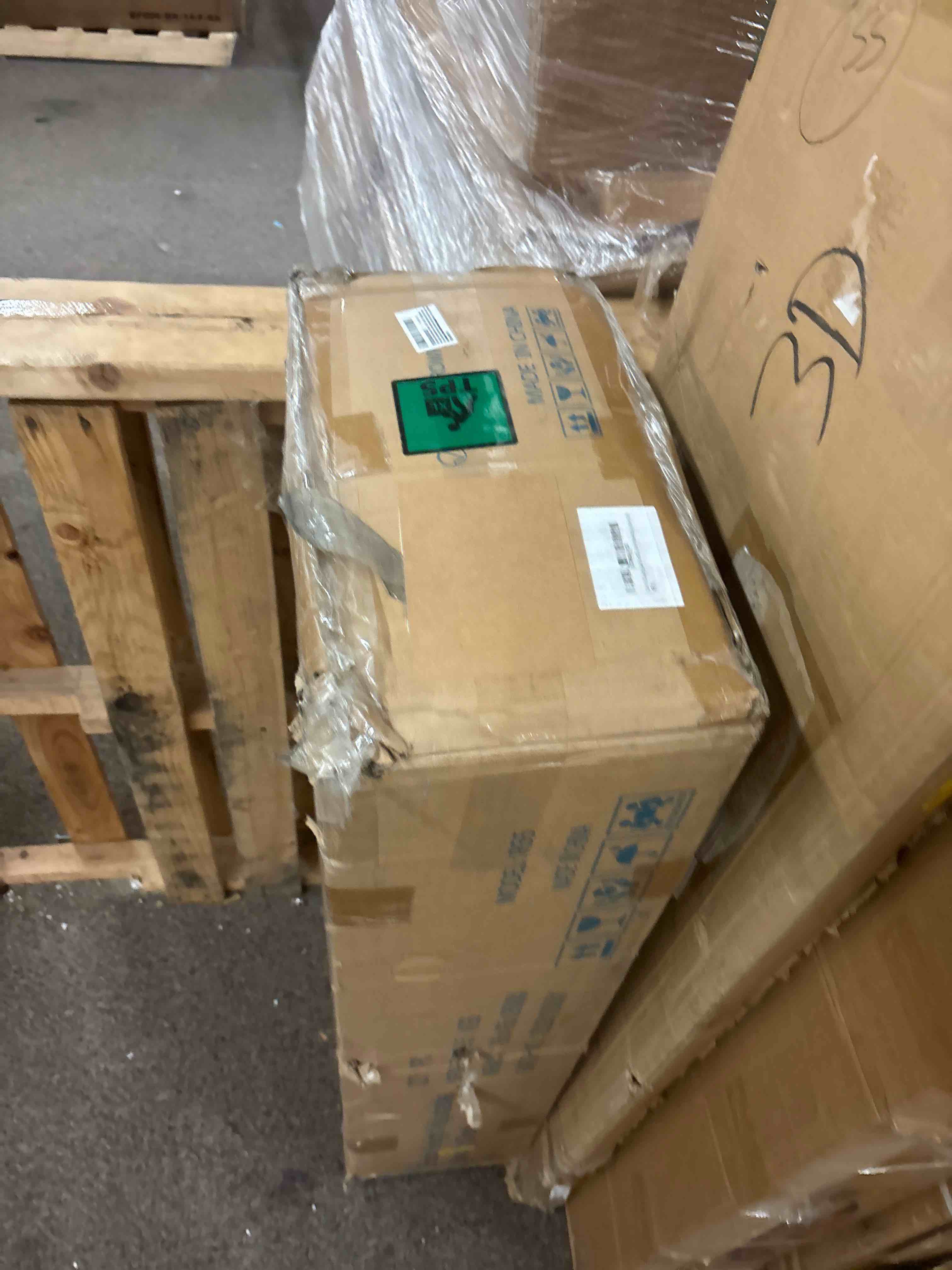 https://s3.amazonaws.com/lotting-images-prod/phillipi/RED5822828_1708571641821.jpeg