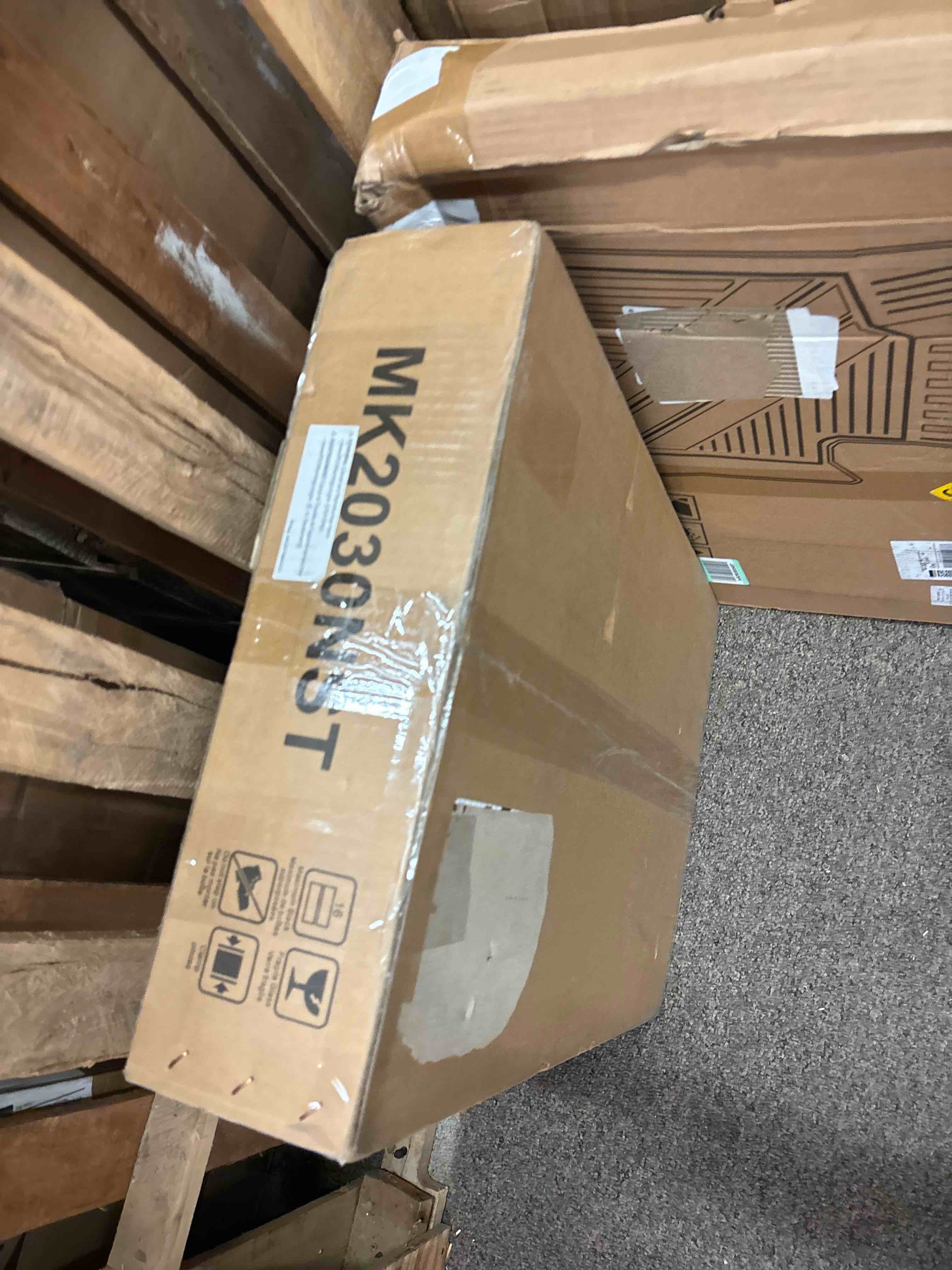 https://s3.amazonaws.com/lotting-images-prod/phillipi/RED5822948_1708723668809.jpeg