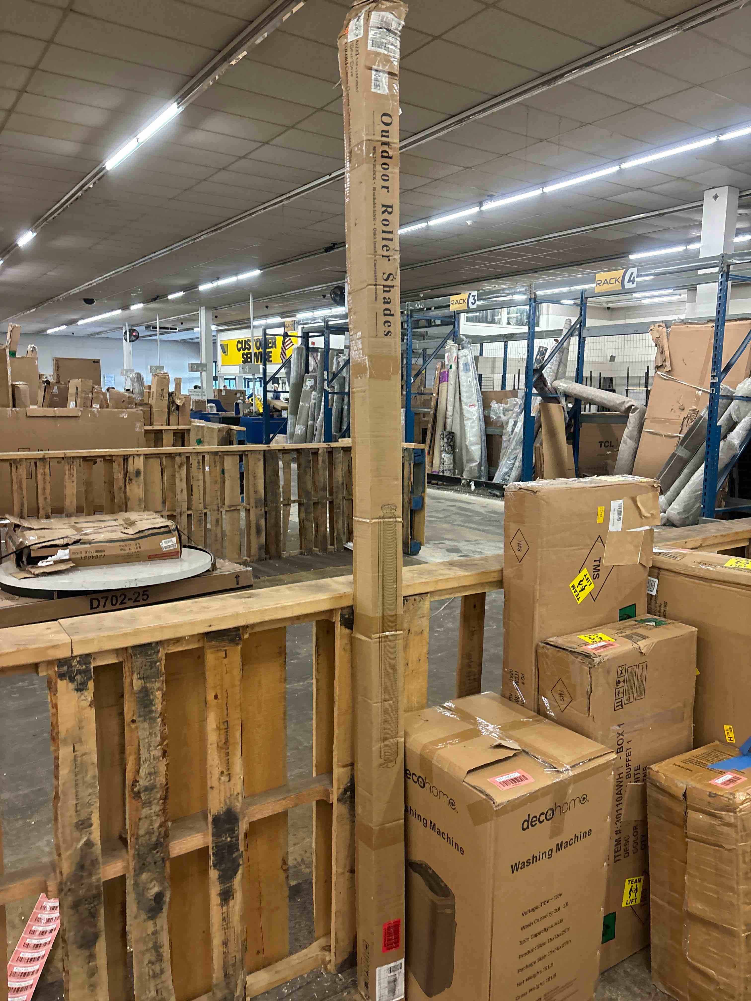 https://s3.amazonaws.com/lotting-images-prod/phillipi/RED5823013_1709052339920.jpeg