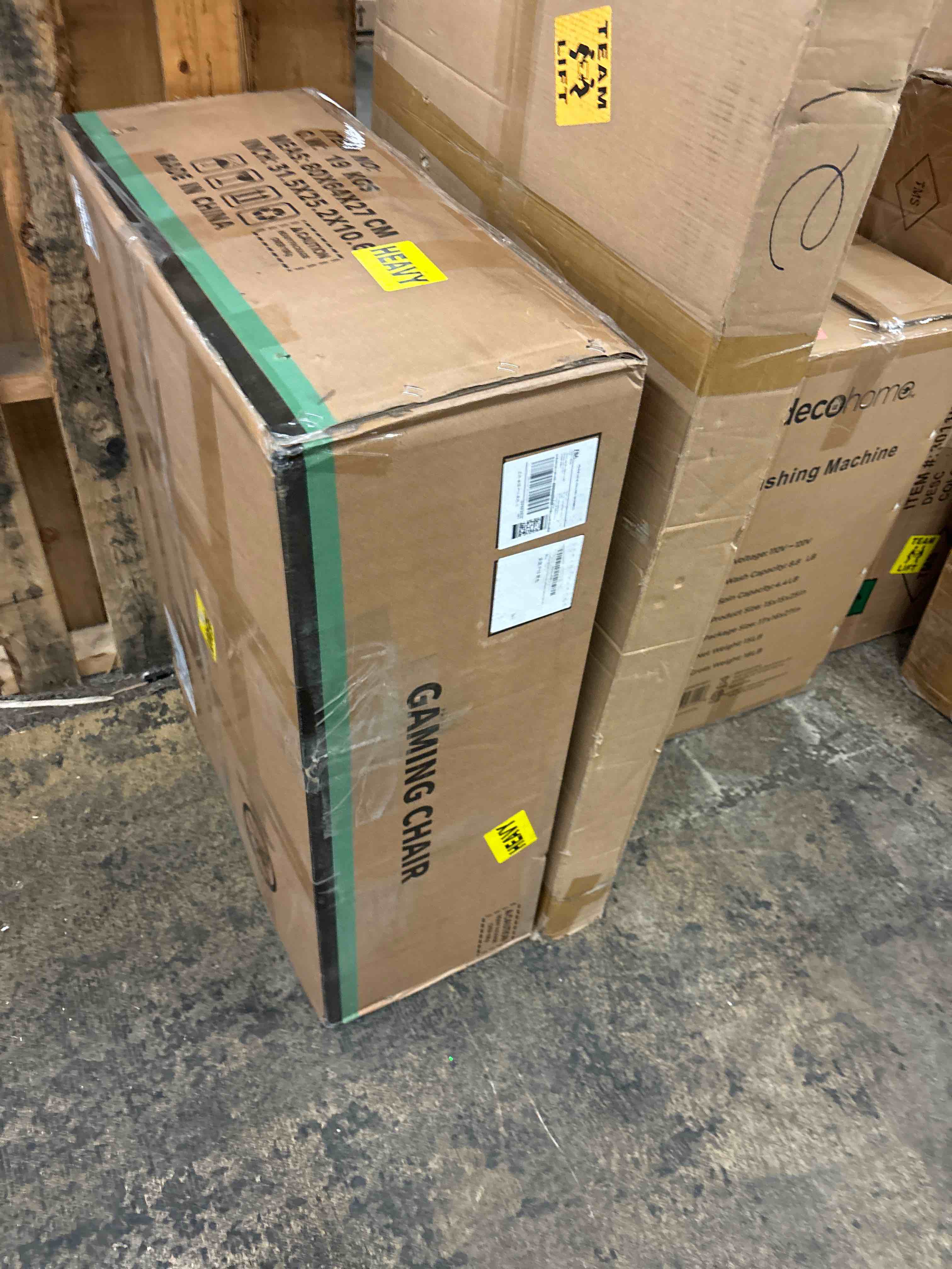 https://s3.amazonaws.com/lotting-images-prod/phillipi/RED5823016_1709054191024.jpeg