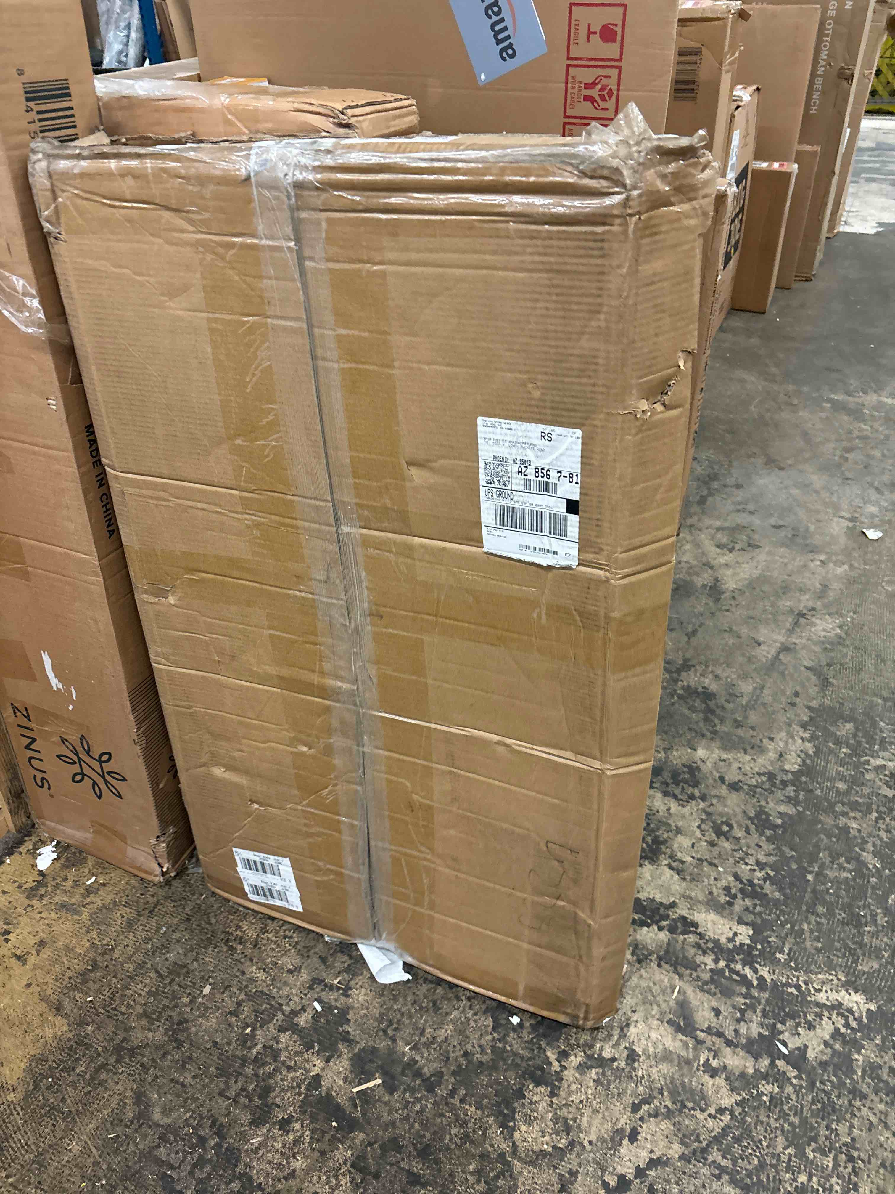 https://s3.amazonaws.com/lotting-images-prod/phillipi/RED5823031_1709056657552.jpeg