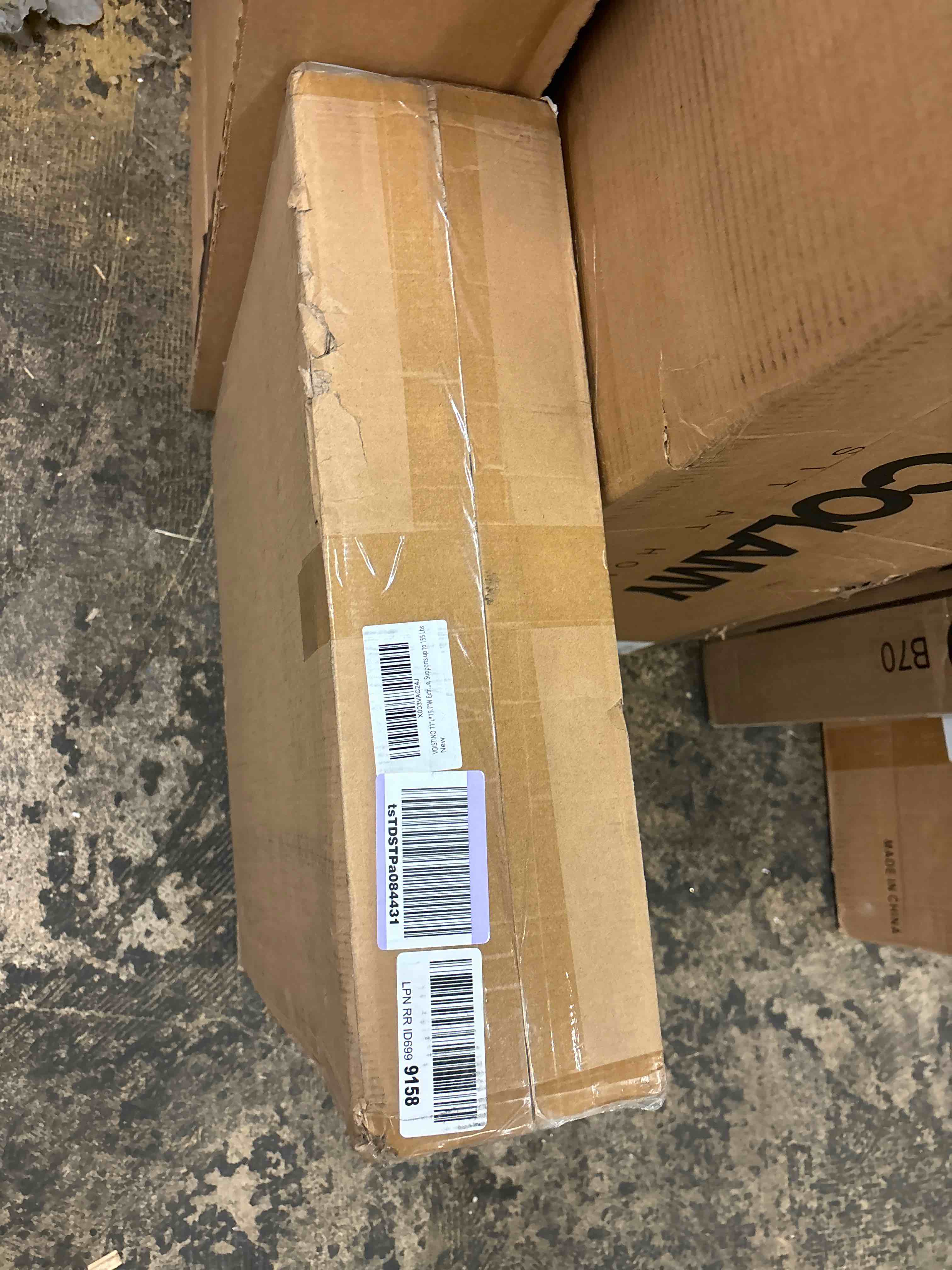 https://s3.amazonaws.com/lotting-images-prod/phillipi/RED5823039_1709057887141.jpeg