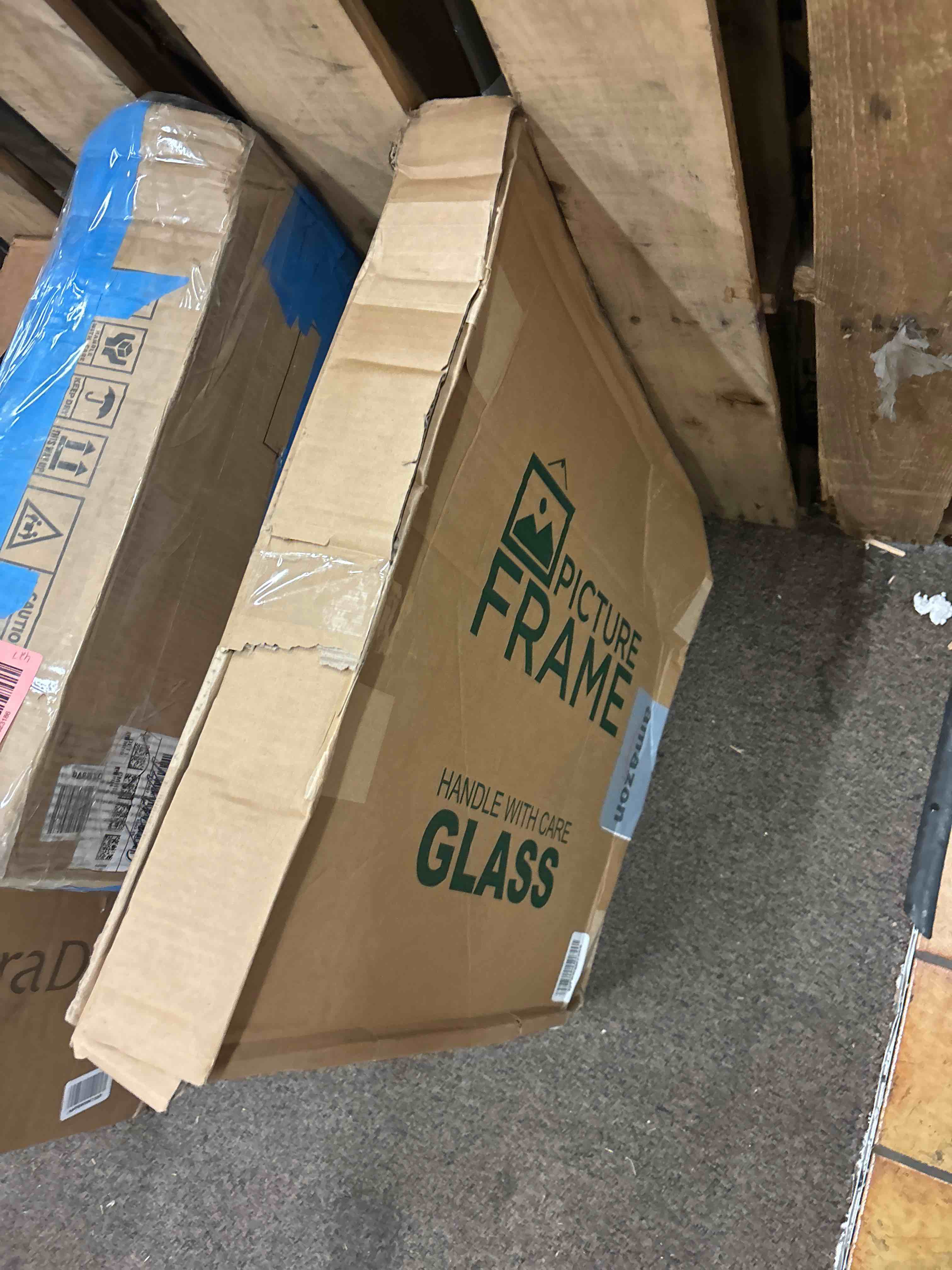 https://s3.amazonaws.com/lotting-images-prod/phillipi/RED5823189_1709261134830.jpeg
