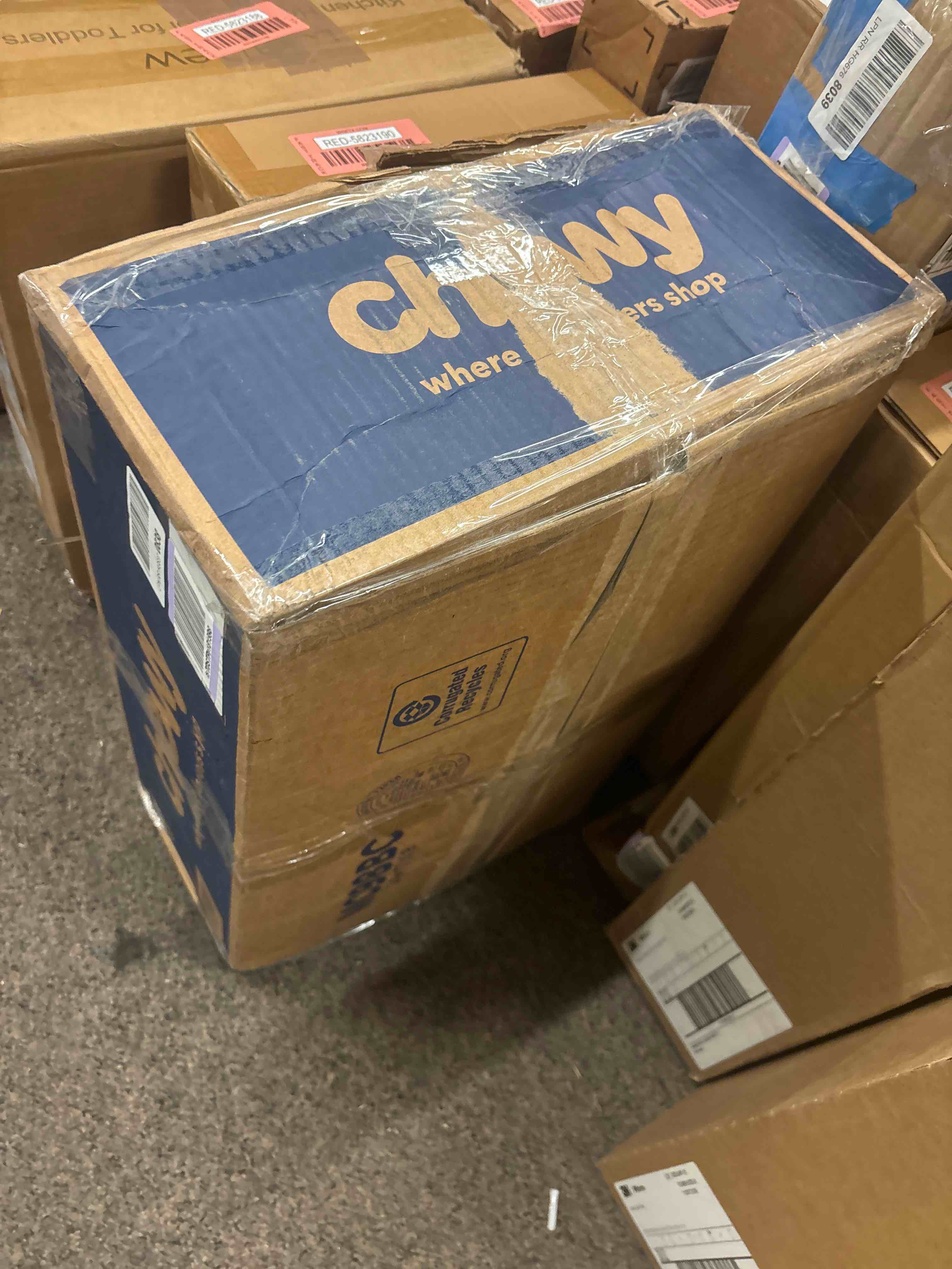https://s3.amazonaws.com/lotting-images-prod/phillipi/RED5823194_1709263048639.jpeg
