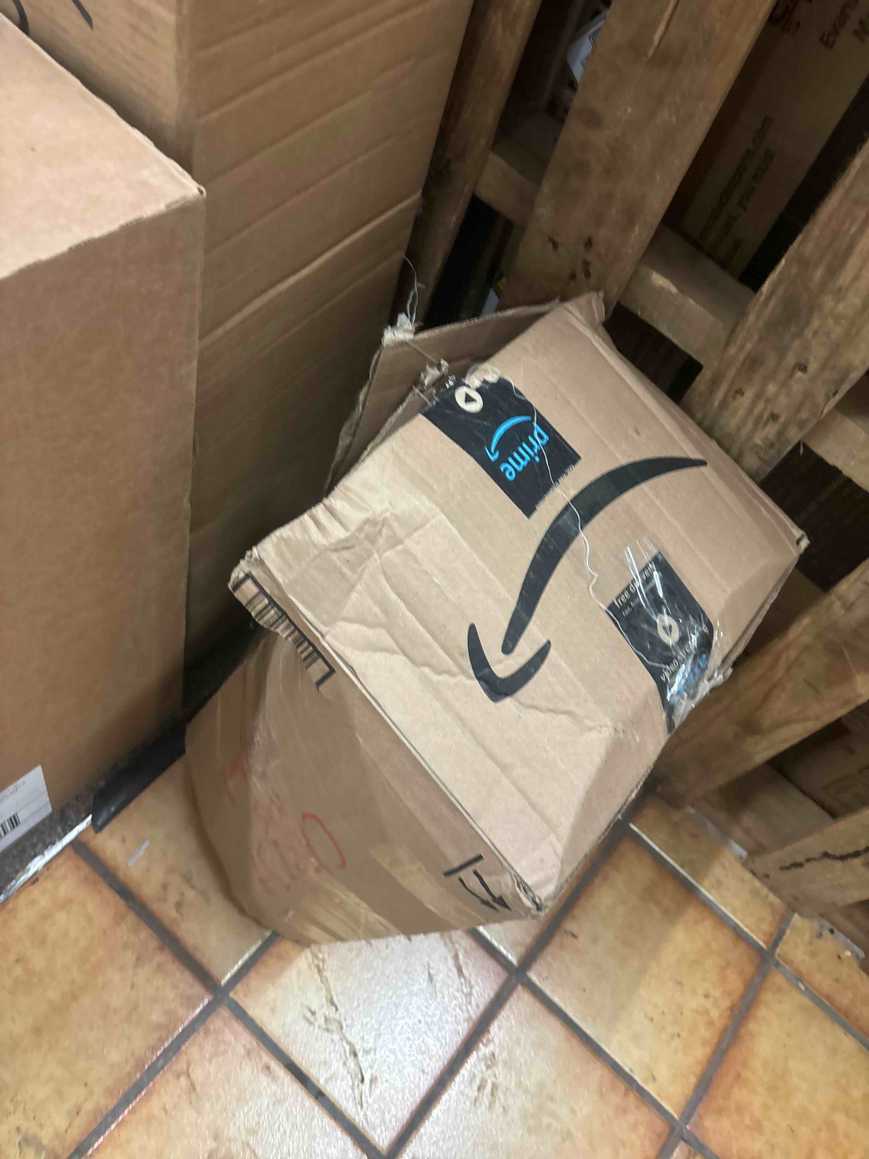 https://s3.amazonaws.com/lotting-images-prod/phillipi/RED5823195_1709263413630.jpeg