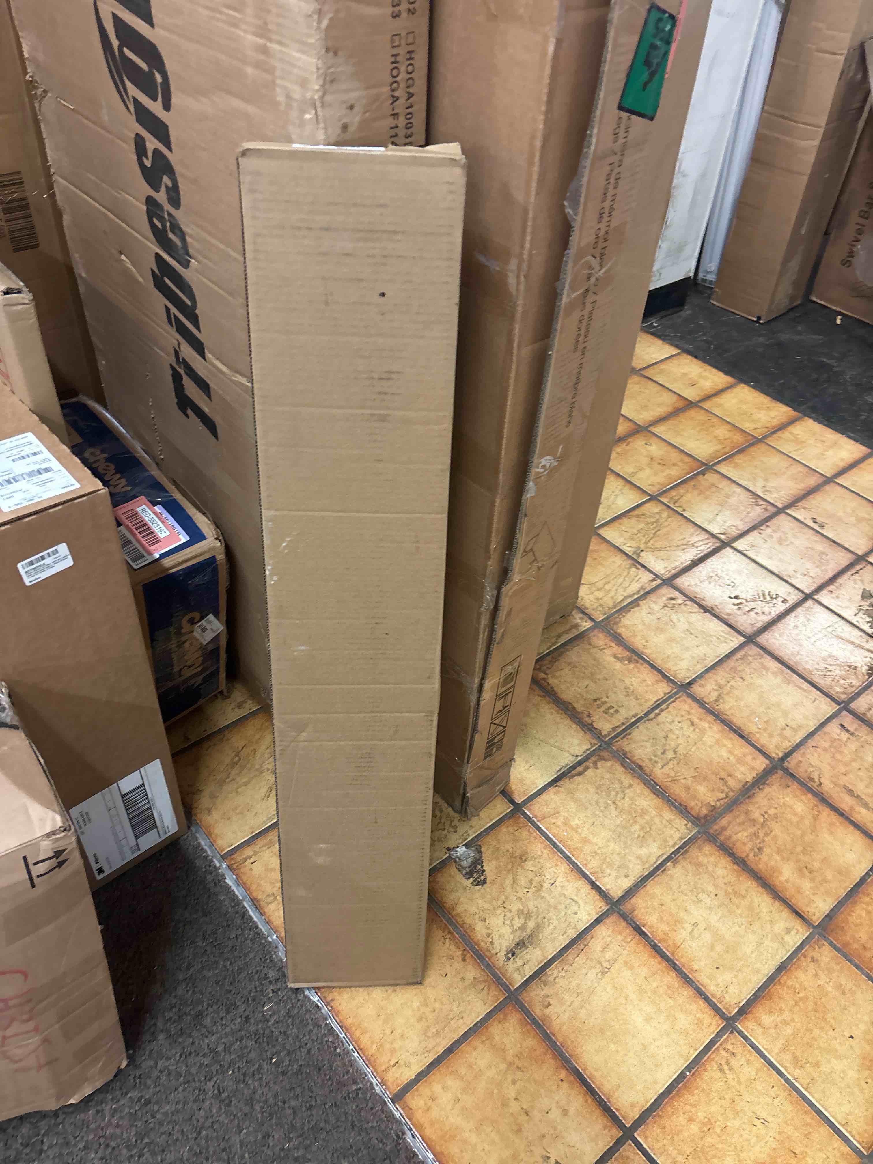https://s3.amazonaws.com/lotting-images-prod/phillipi/RED5823205_1709265768715.jpeg