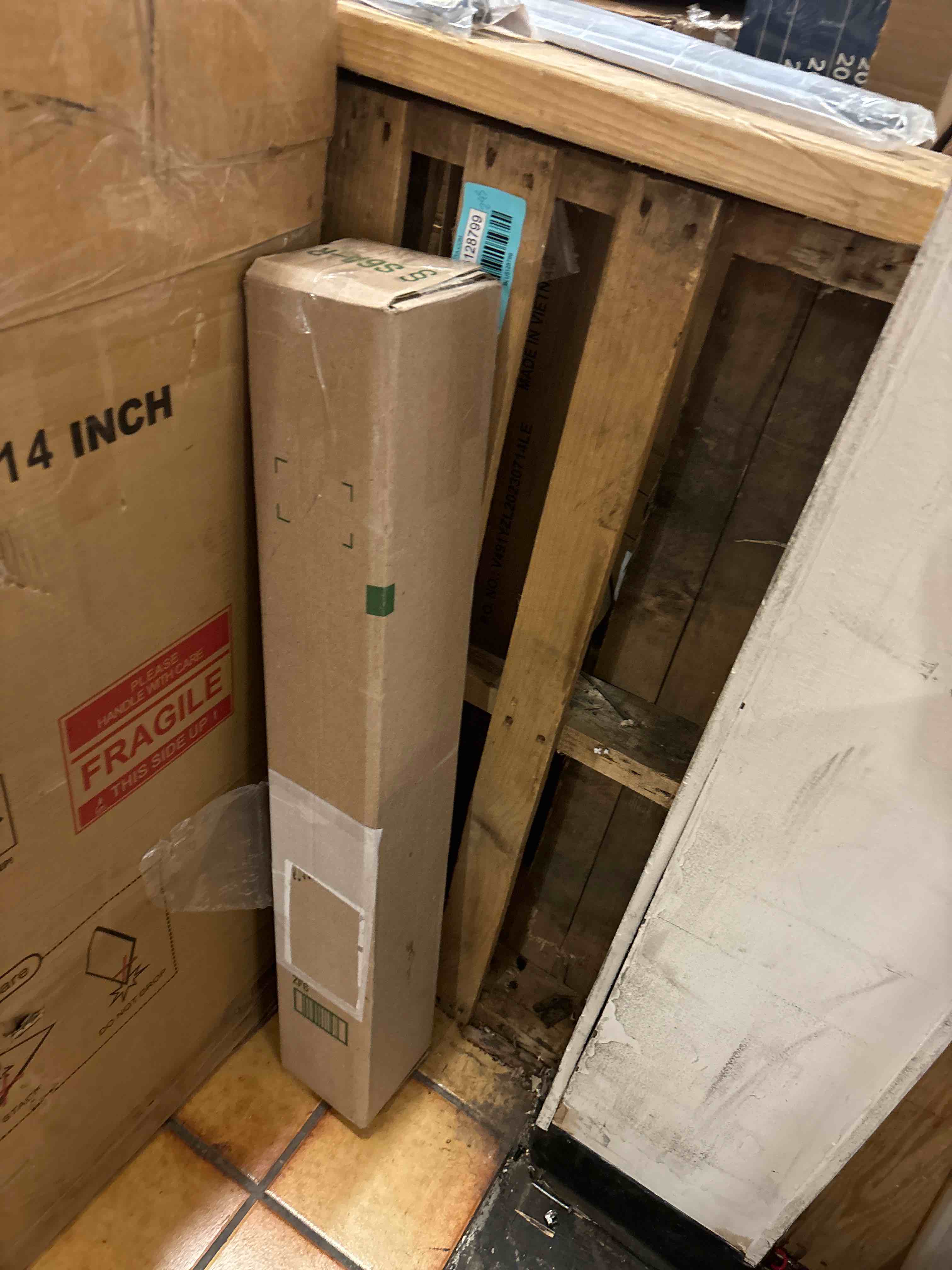 https://s3.amazonaws.com/lotting-images-prod/phillipi/RED5823212_1709266970962.jpeg