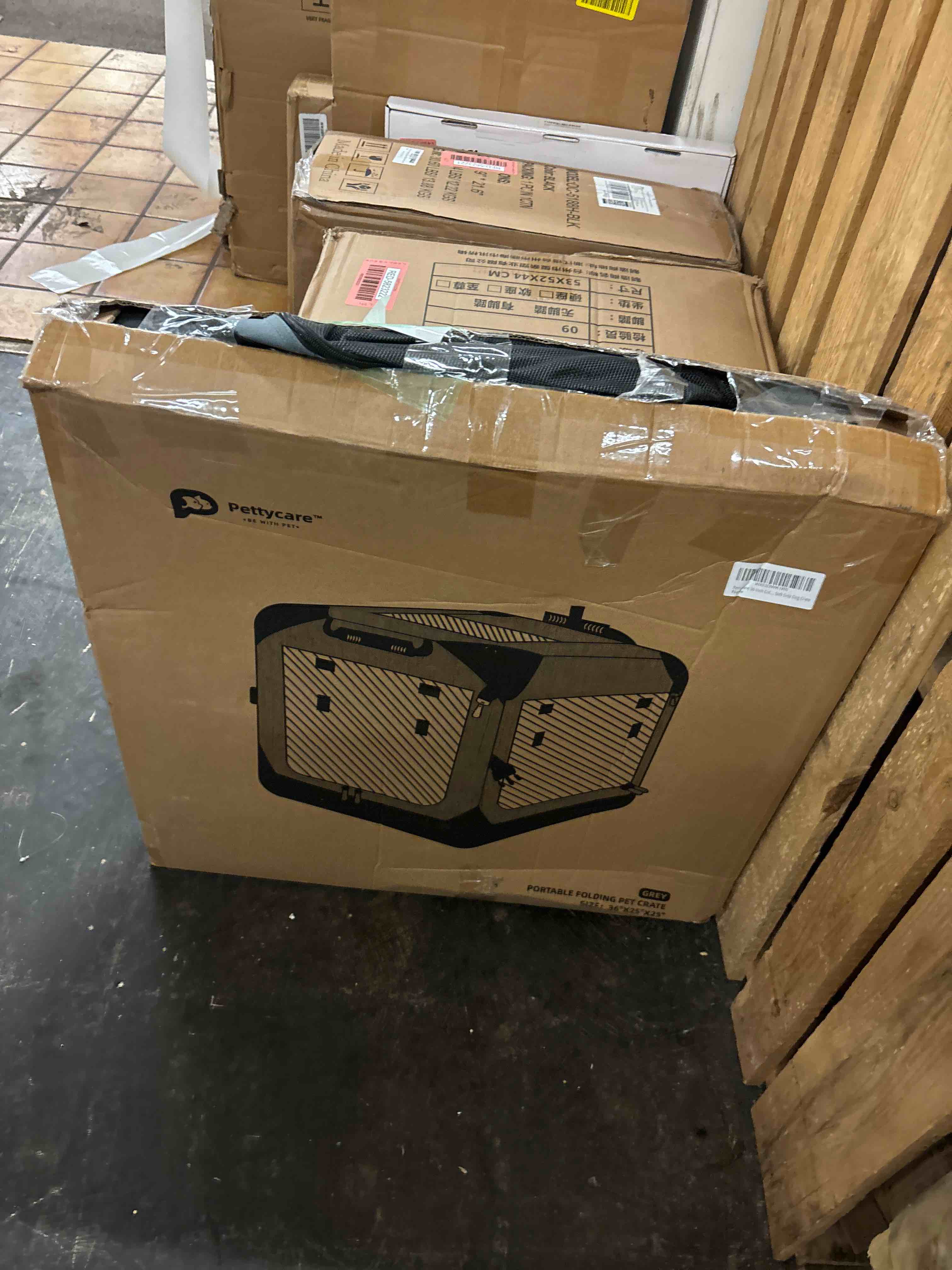 https://s3.amazonaws.com/lotting-images-prod/phillipi/RED5823223_1709268257851.jpeg