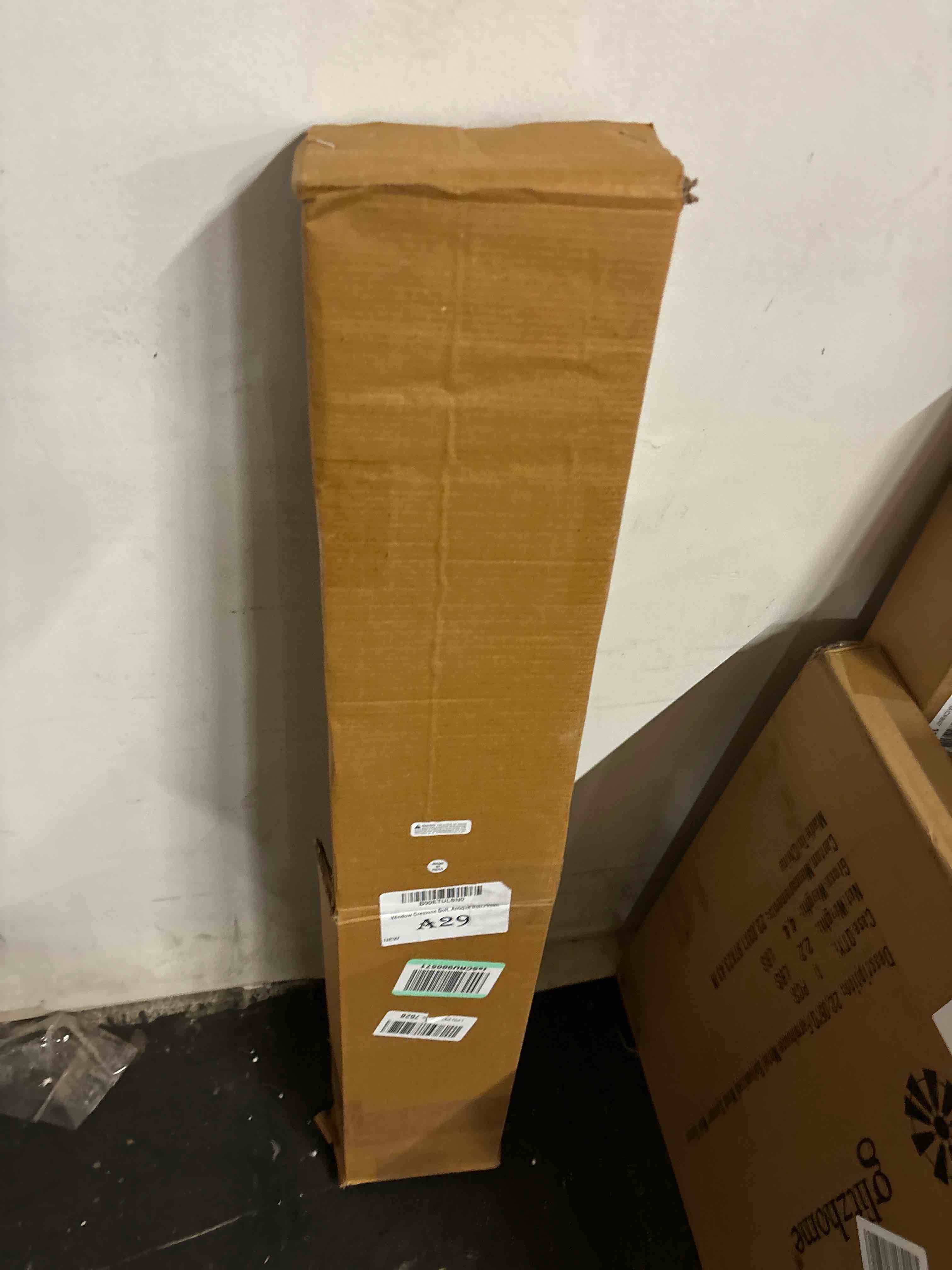 https://s3.amazonaws.com/lotting-images-prod/phillipi/RED5823268_1709318074336.jpeg