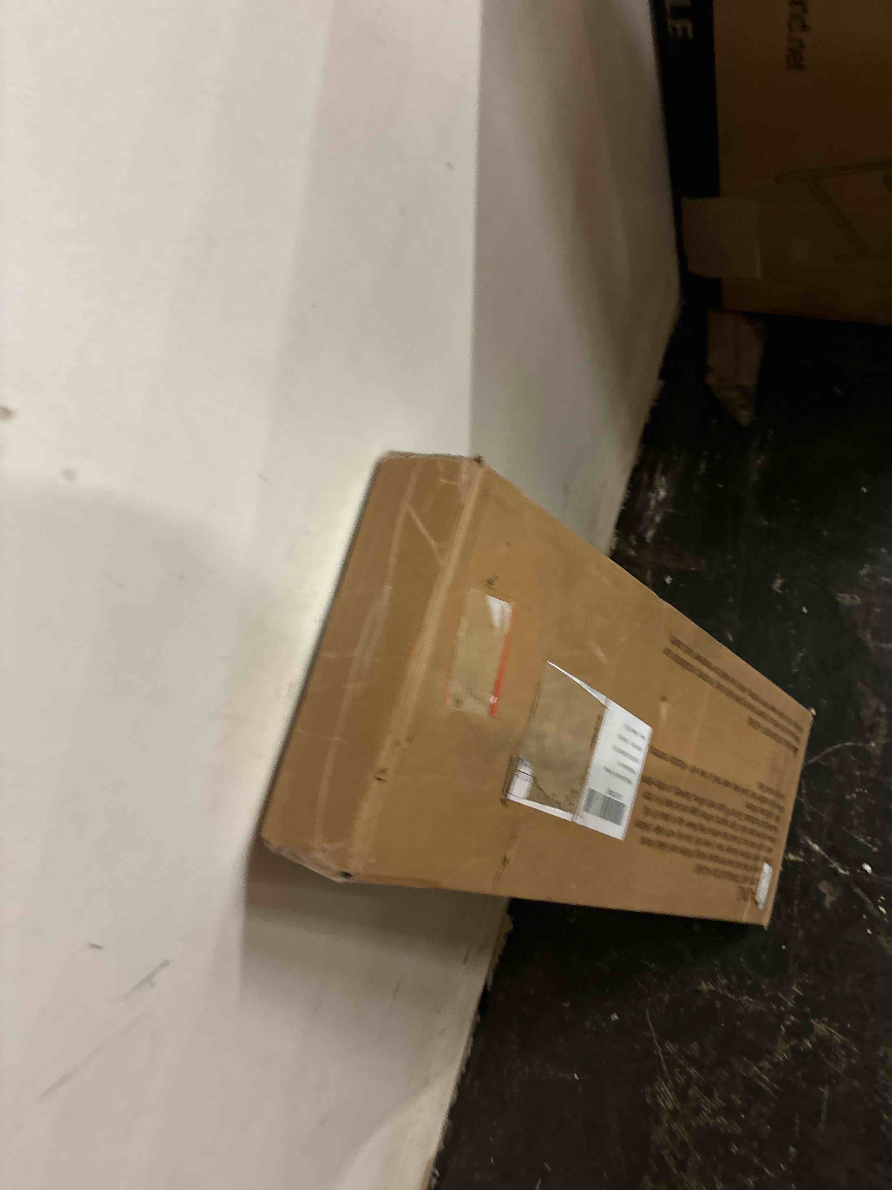 https://s3.amazonaws.com/lotting-images-prod/phillipi/RED5823287_1709319603600.jpeg