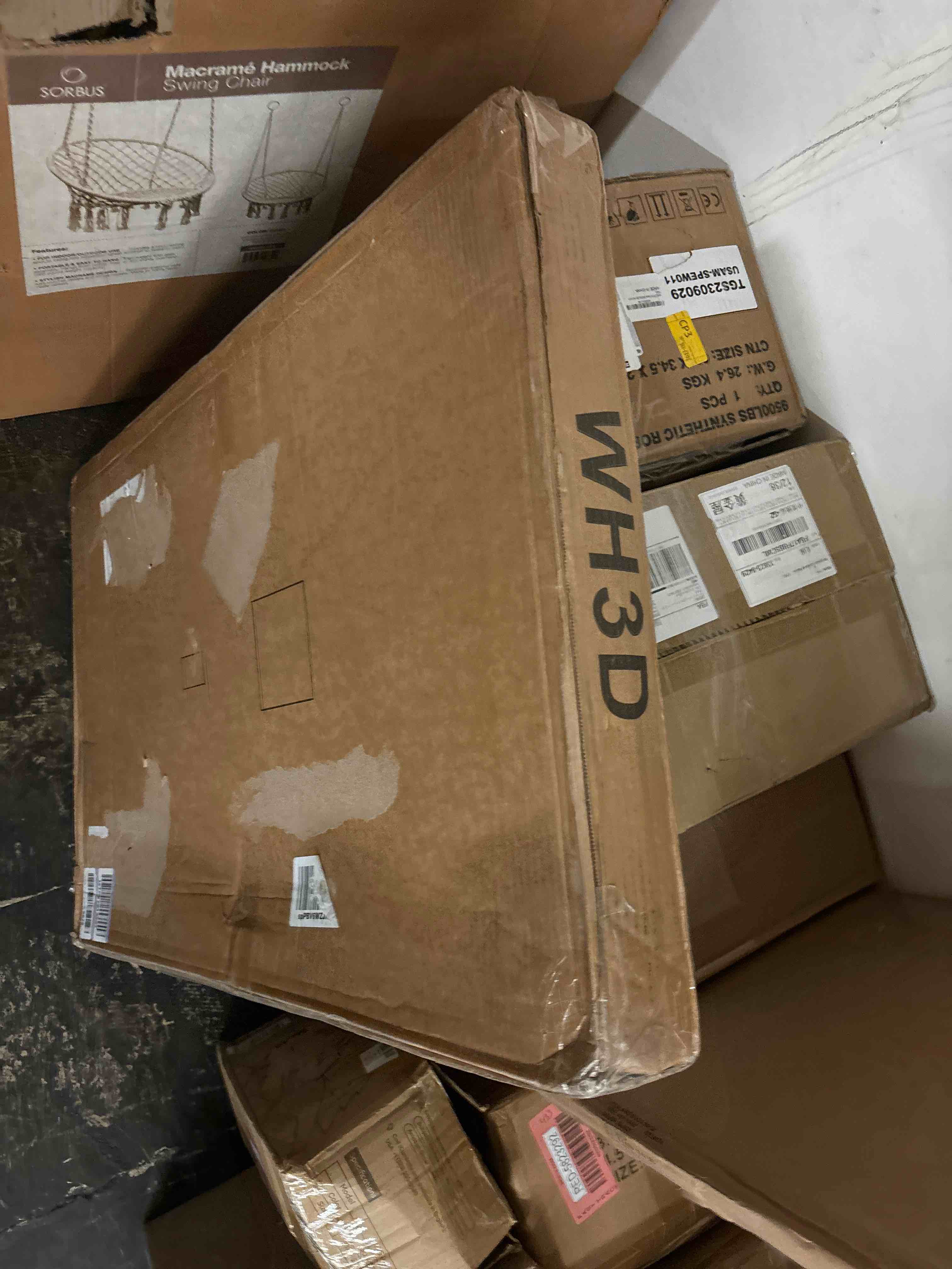https://s3.amazonaws.com/lotting-images-prod/phillipi/RED5823301_1709320995430.jpeg