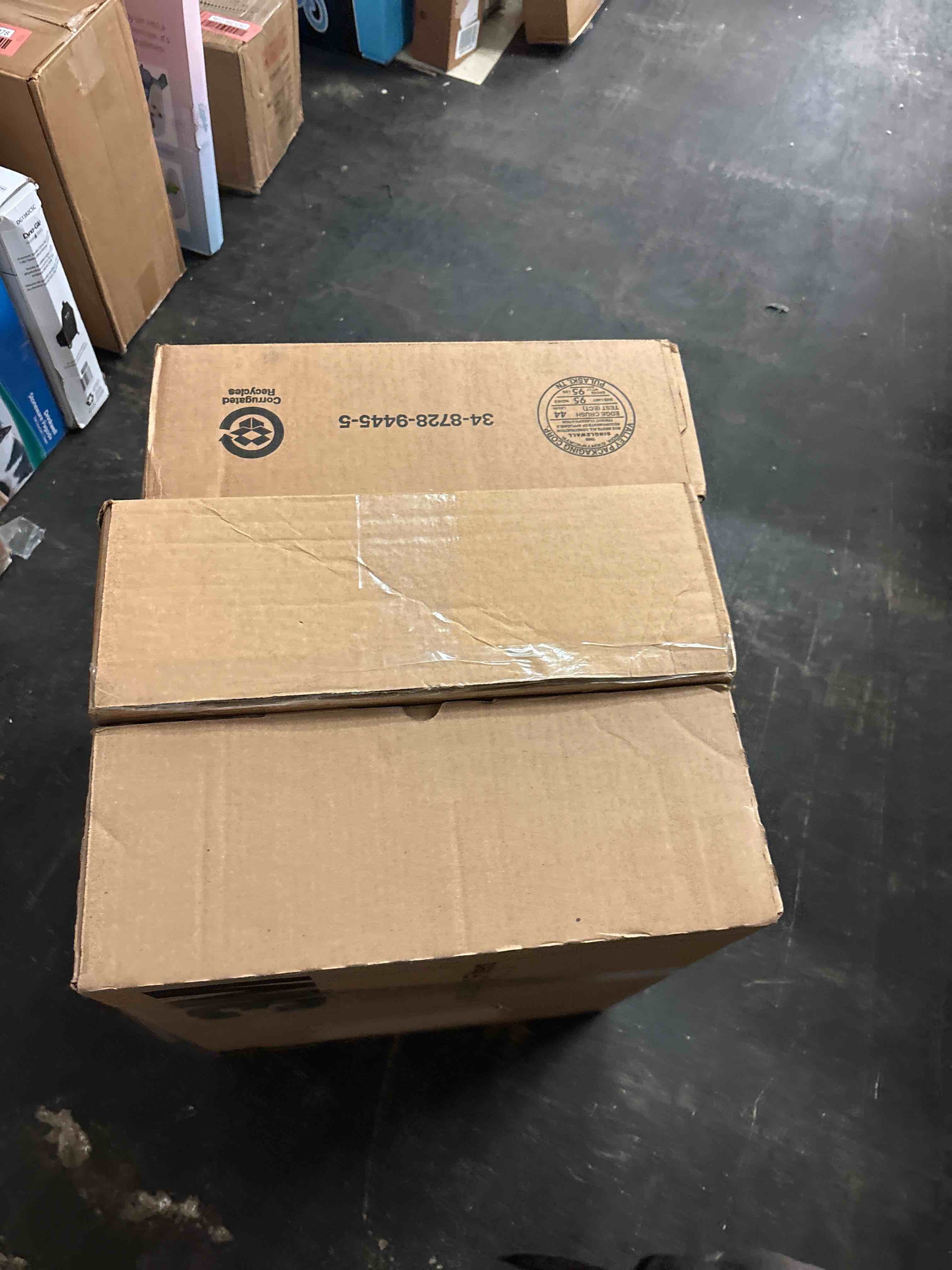 https://s3.amazonaws.com/lotting-images-prod/phillipi/RED5823303_1709321511343.jpeg