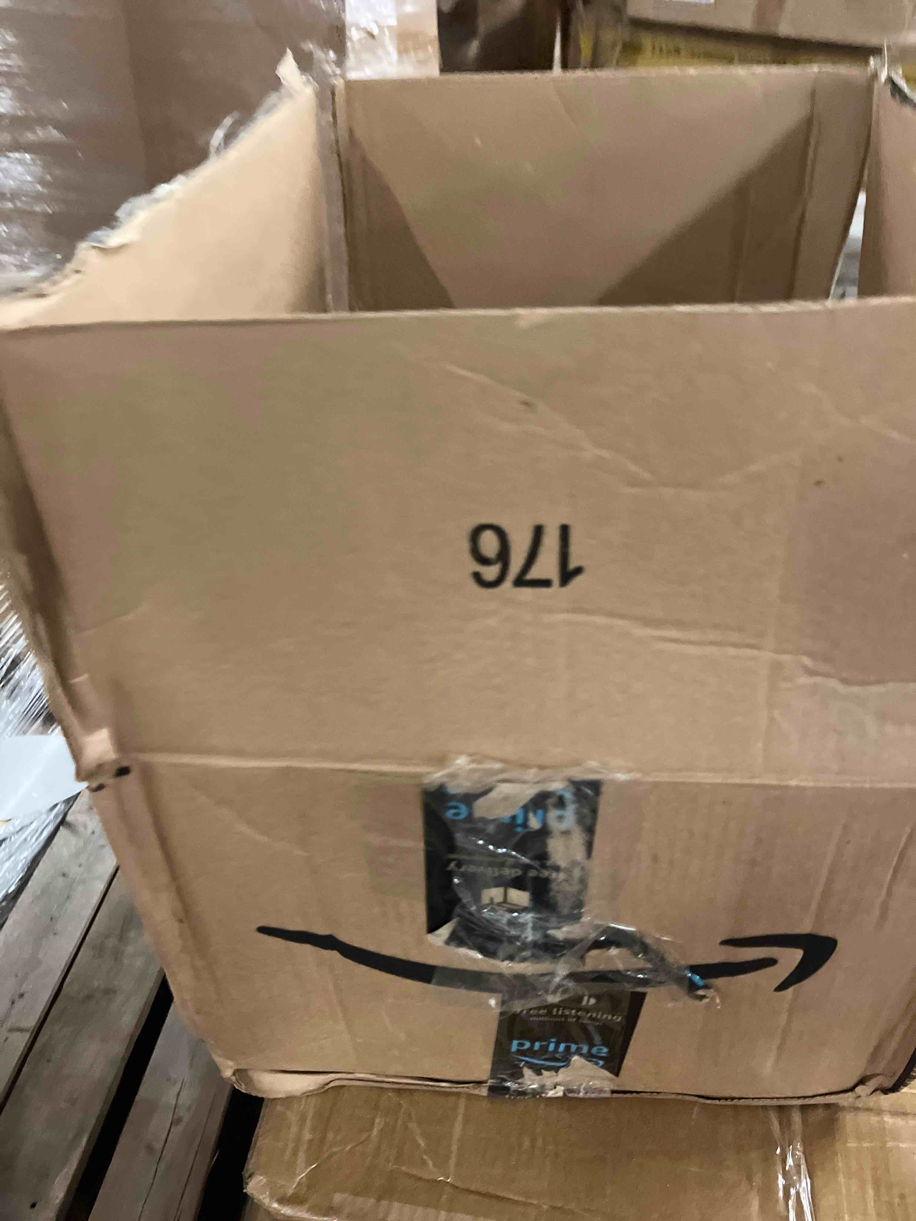 https://s3.amazonaws.com/lotting-images-prod/phillipi/RED5823495_1721208517678.jpeg