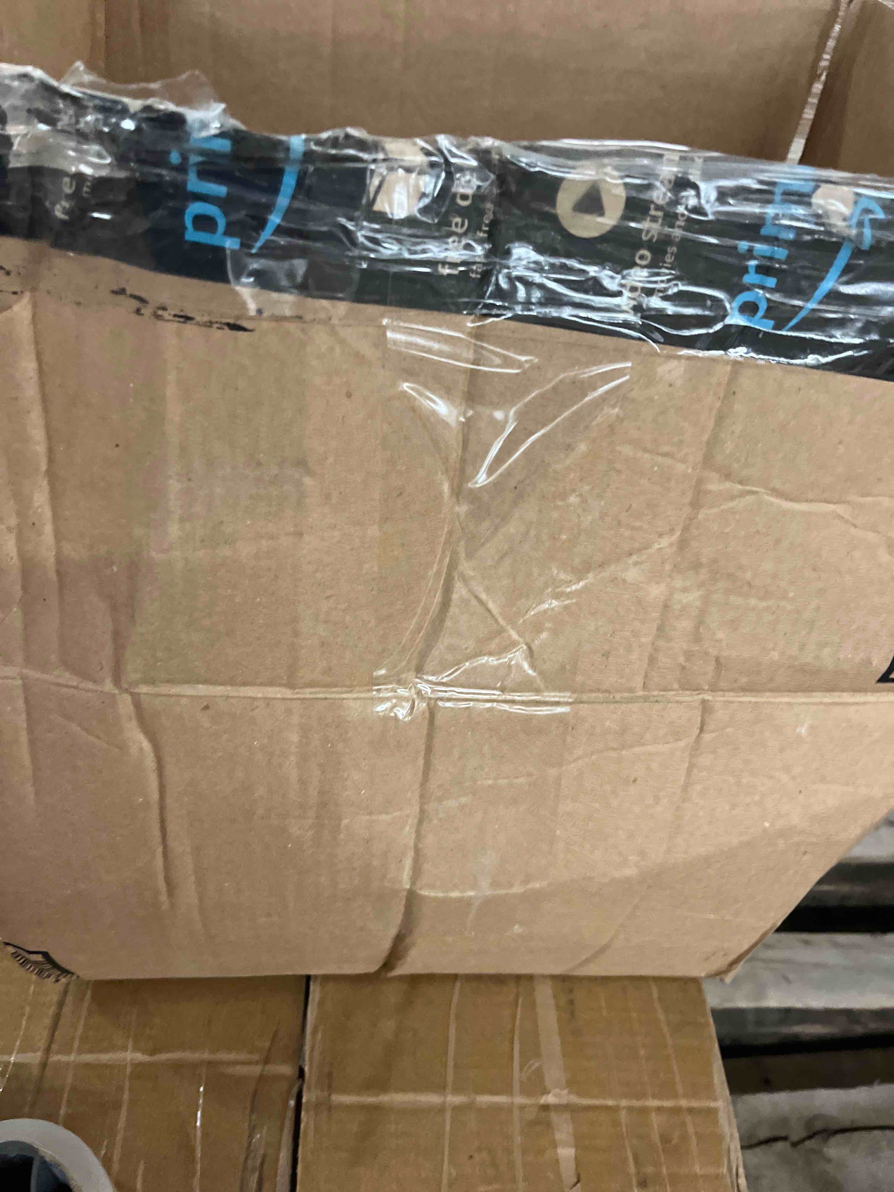 https://s3.amazonaws.com/lotting-images-prod/phillipi/RED5823495_1721208520637.jpeg
