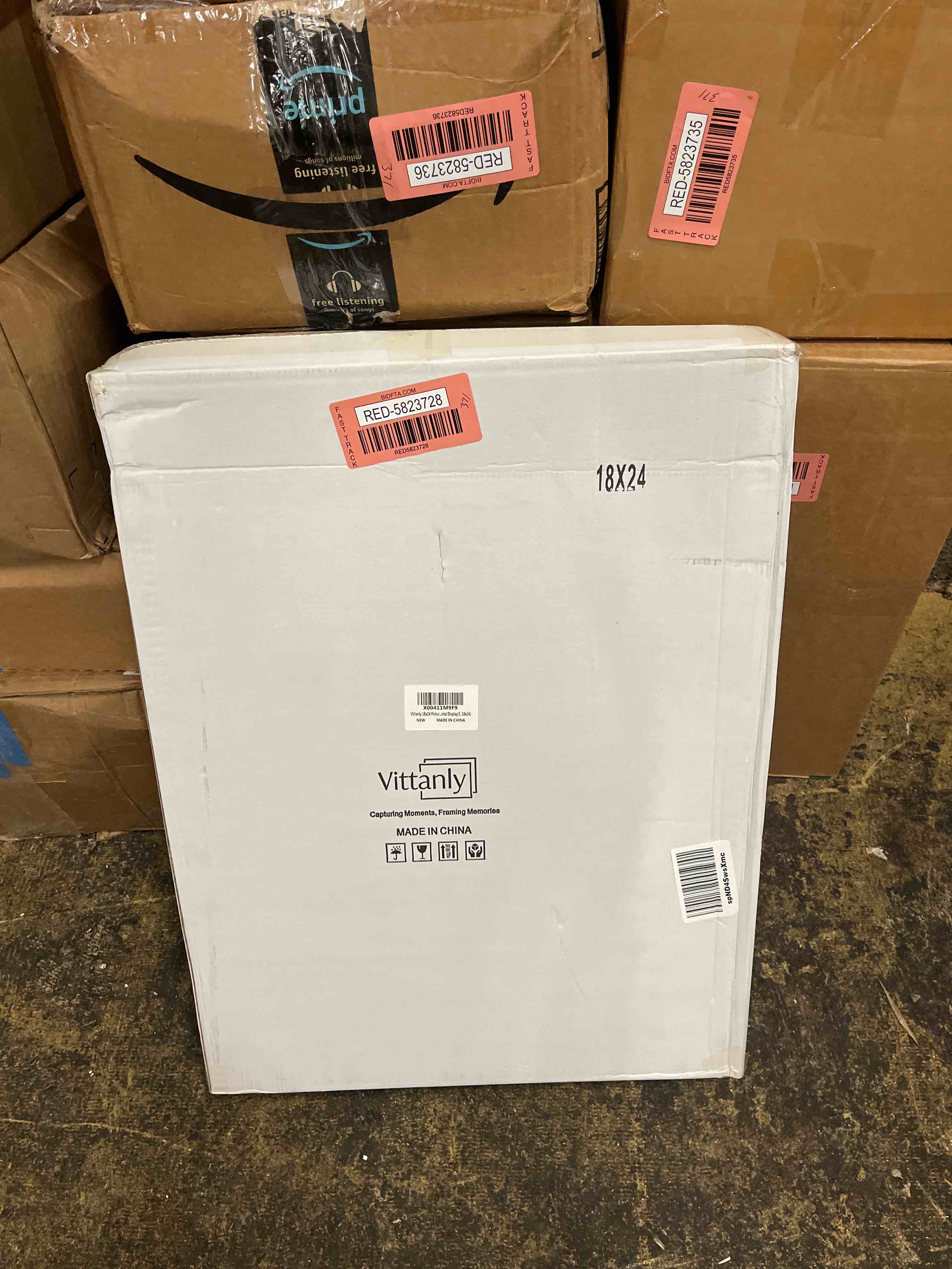 https://s3.amazonaws.com/lotting-images-prod/phillipi/RED5823728_1721390155971.jpeg
