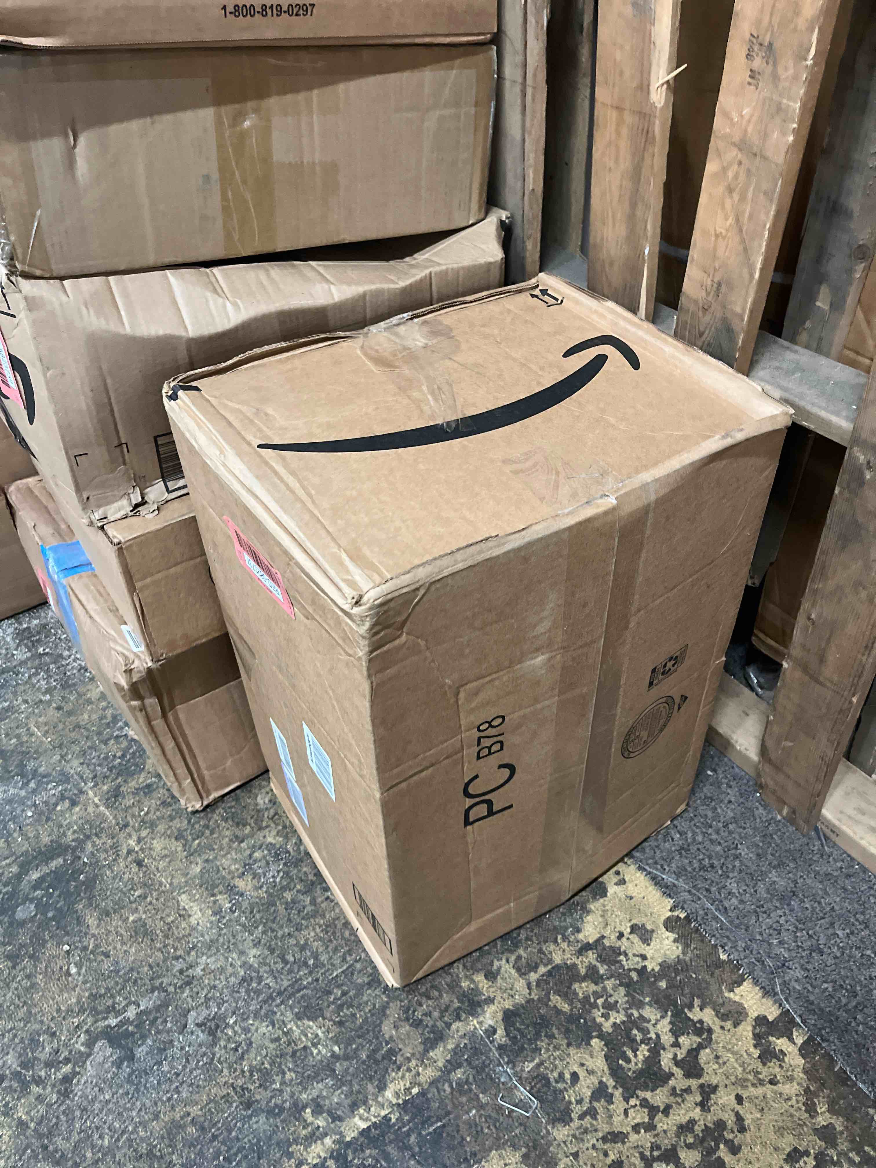 https://s3.amazonaws.com/lotting-images-prod/phillipi/RED5823737_1721389657932.jpeg