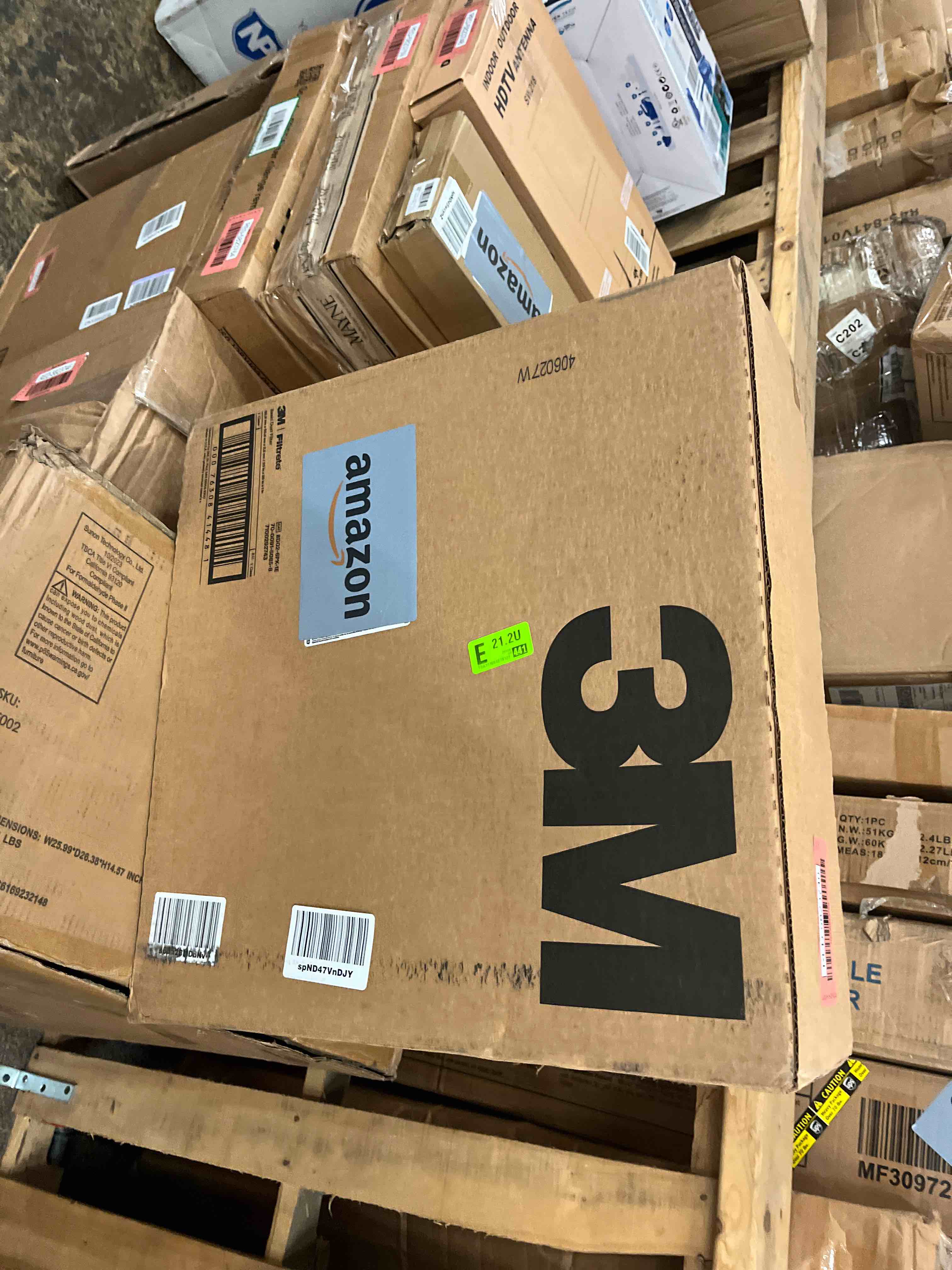 https://s3.amazonaws.com/lotting-images-prod/phillipi/RED5823740_1721388556734.jpeg