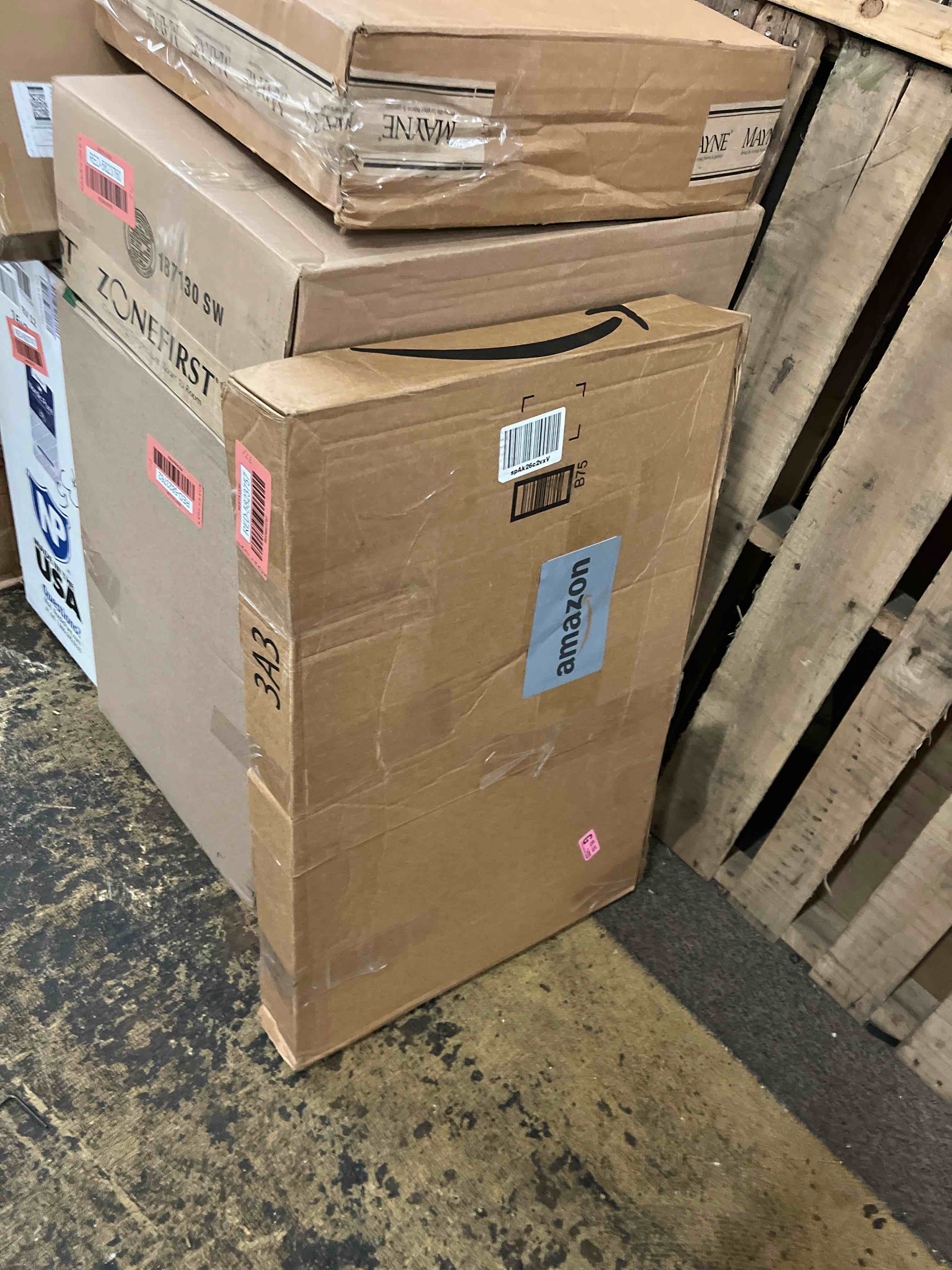 https://s3.amazonaws.com/lotting-images-prod/phillipi/RED5823757_1721385820192.jpeg