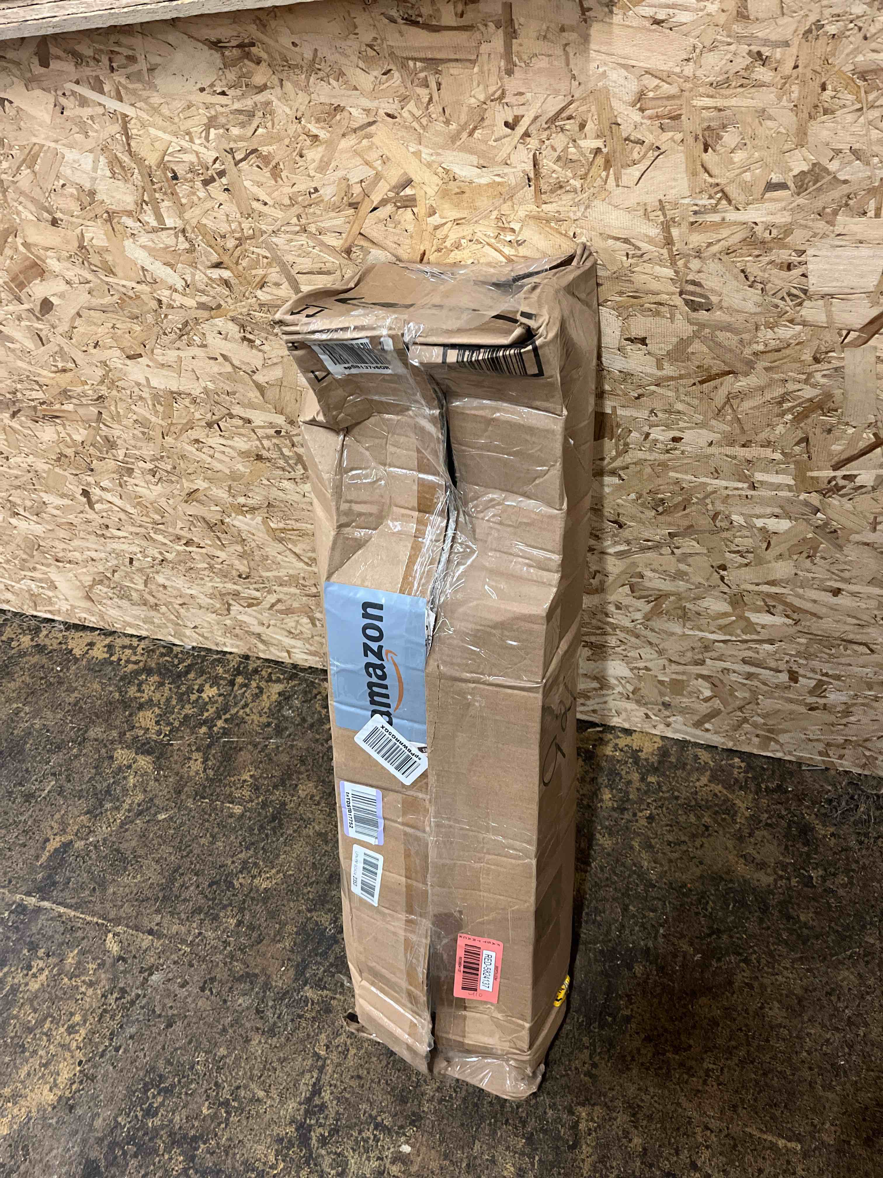 https://s3.amazonaws.com/lotting-images-prod/phillipi/RED5824137_1721896061481.jpeg