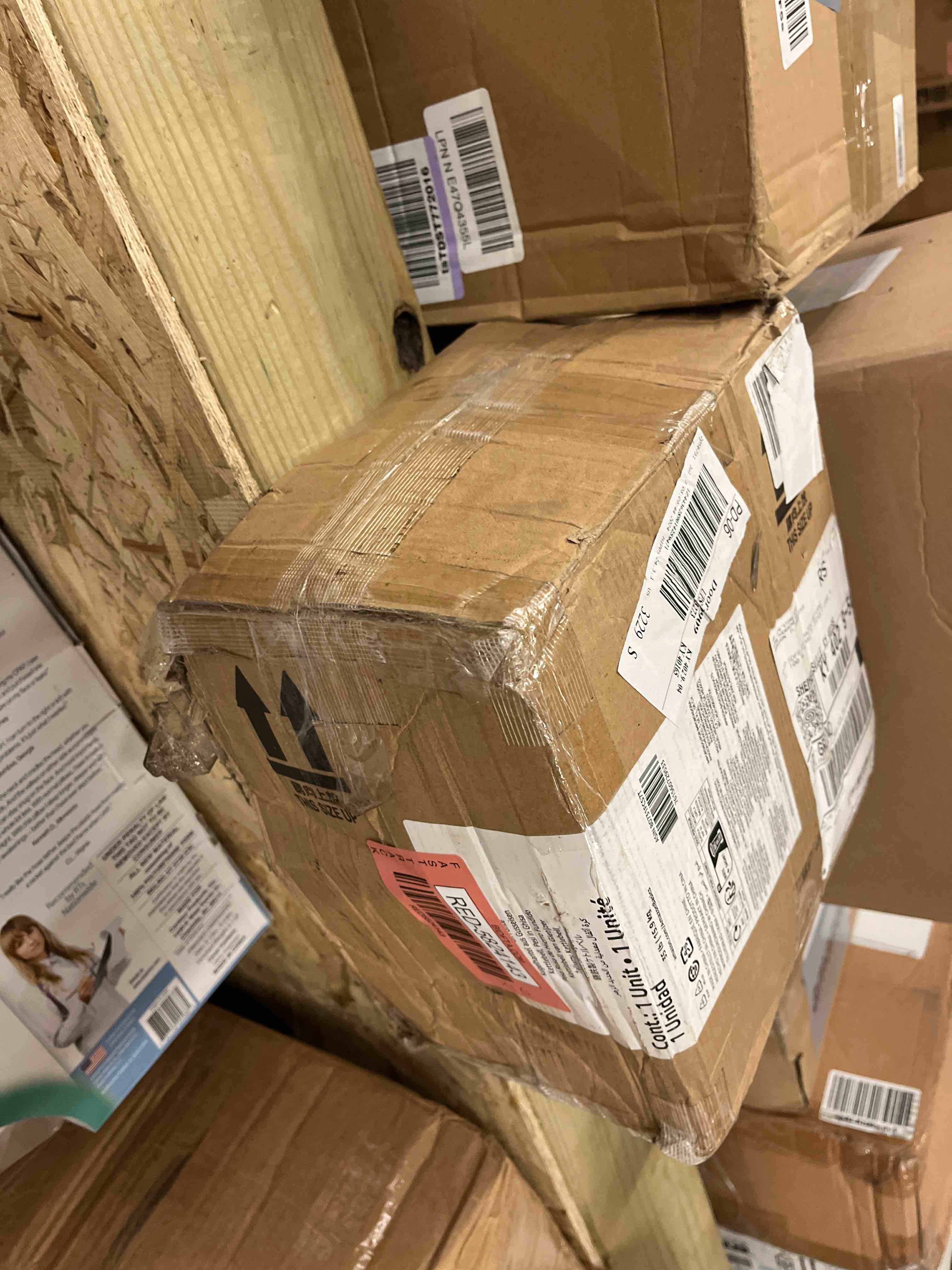 https://s3.amazonaws.com/lotting-images-prod/phillipi/RED5824143_1721895828483.jpeg