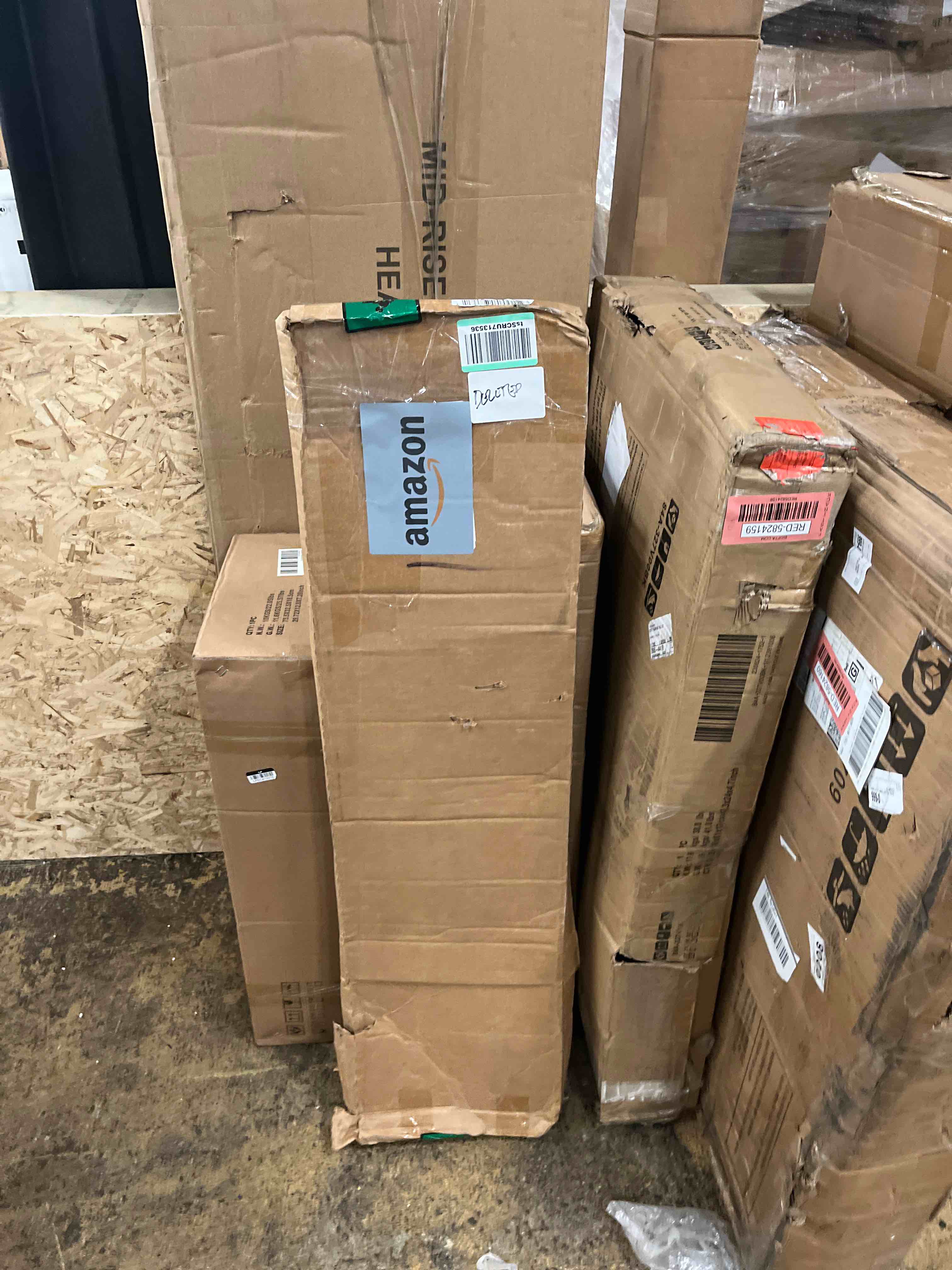 https://s3.amazonaws.com/lotting-images-prod/phillipi/RED5824150_1721892625896.jpeg