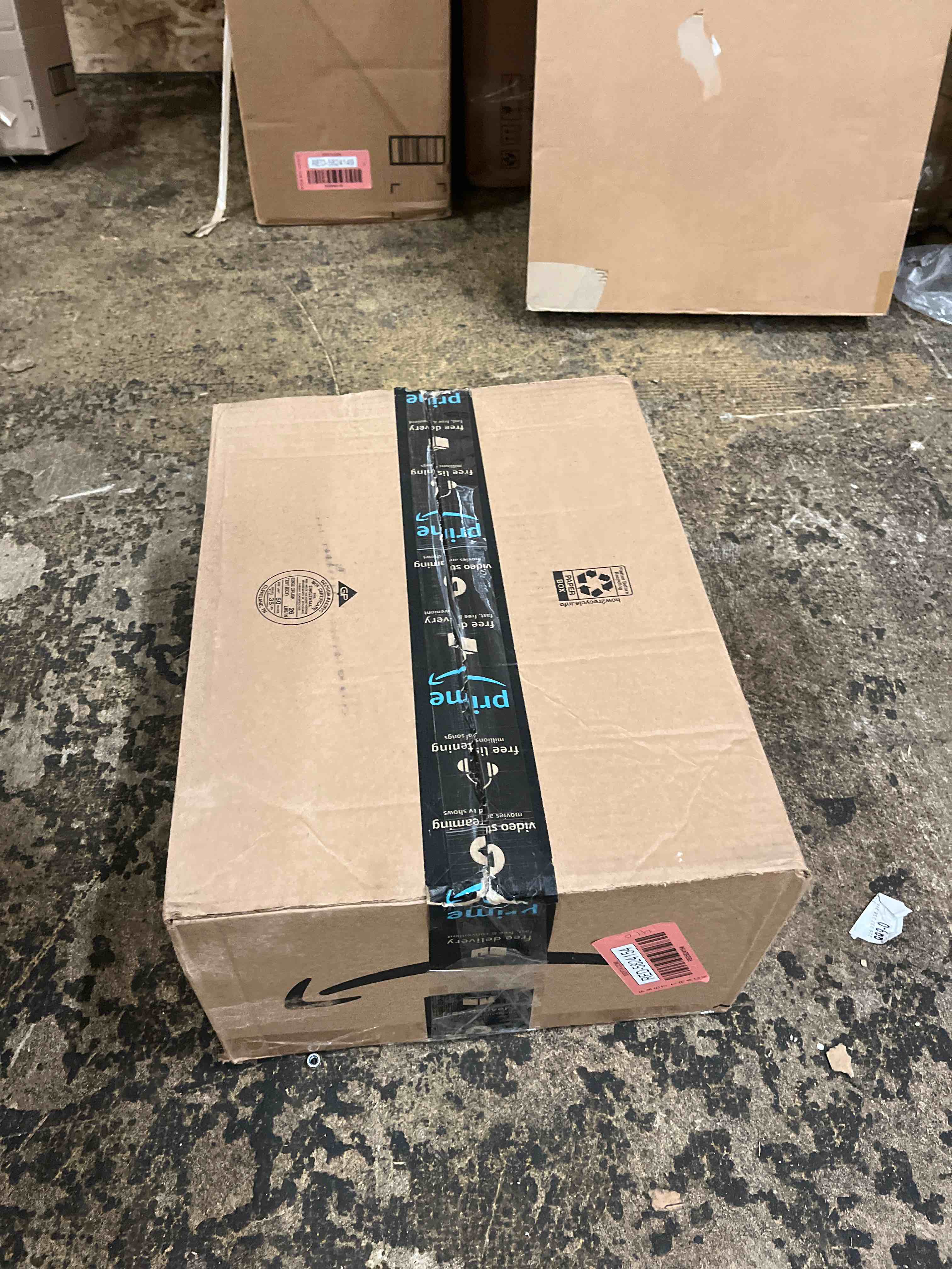 https://s3.amazonaws.com/lotting-images-prod/phillipi/RED5824154_1721893916614.jpeg