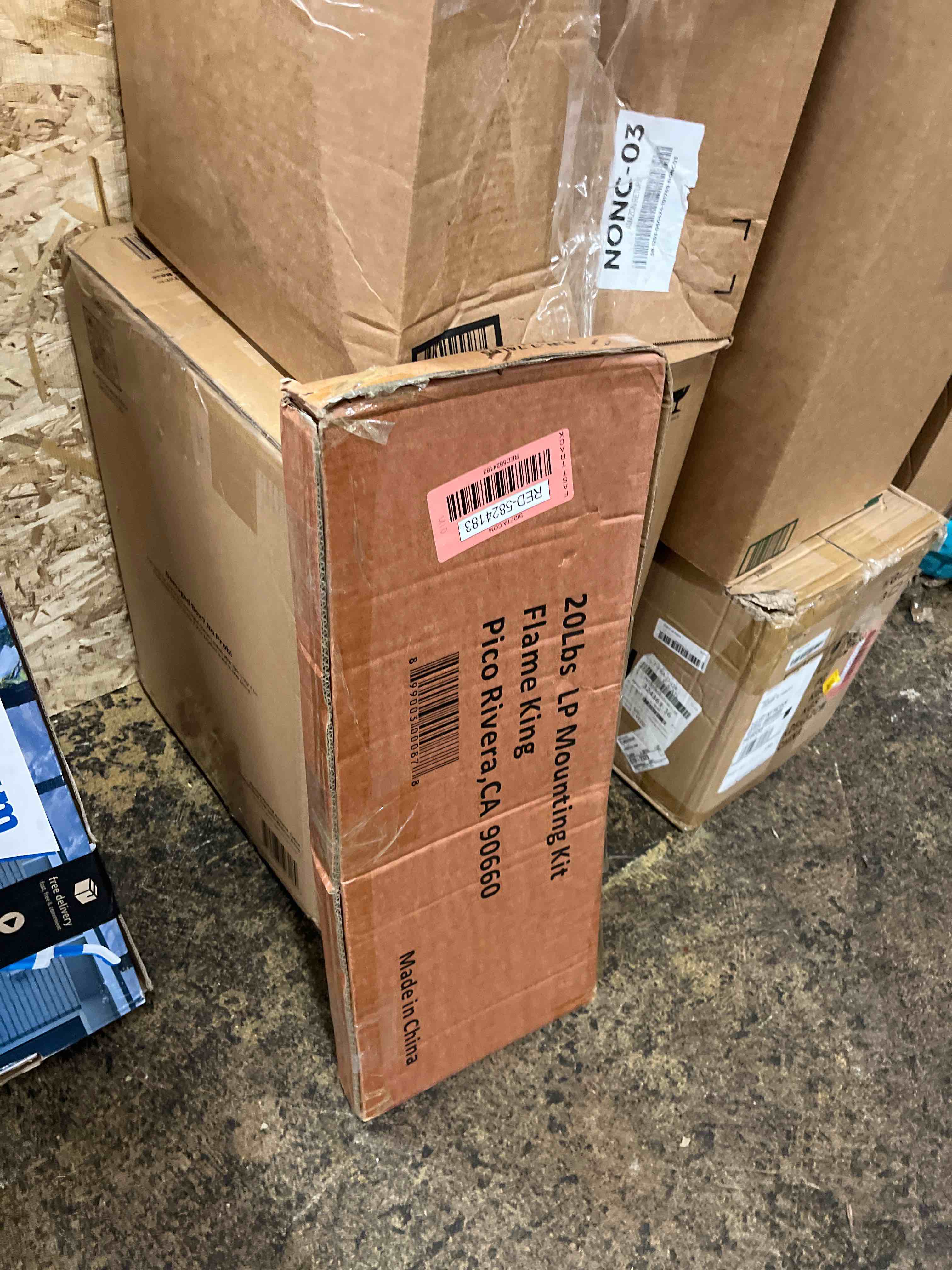 https://s3.amazonaws.com/lotting-images-prod/phillipi/RED5824183_1721895650277.jpeg