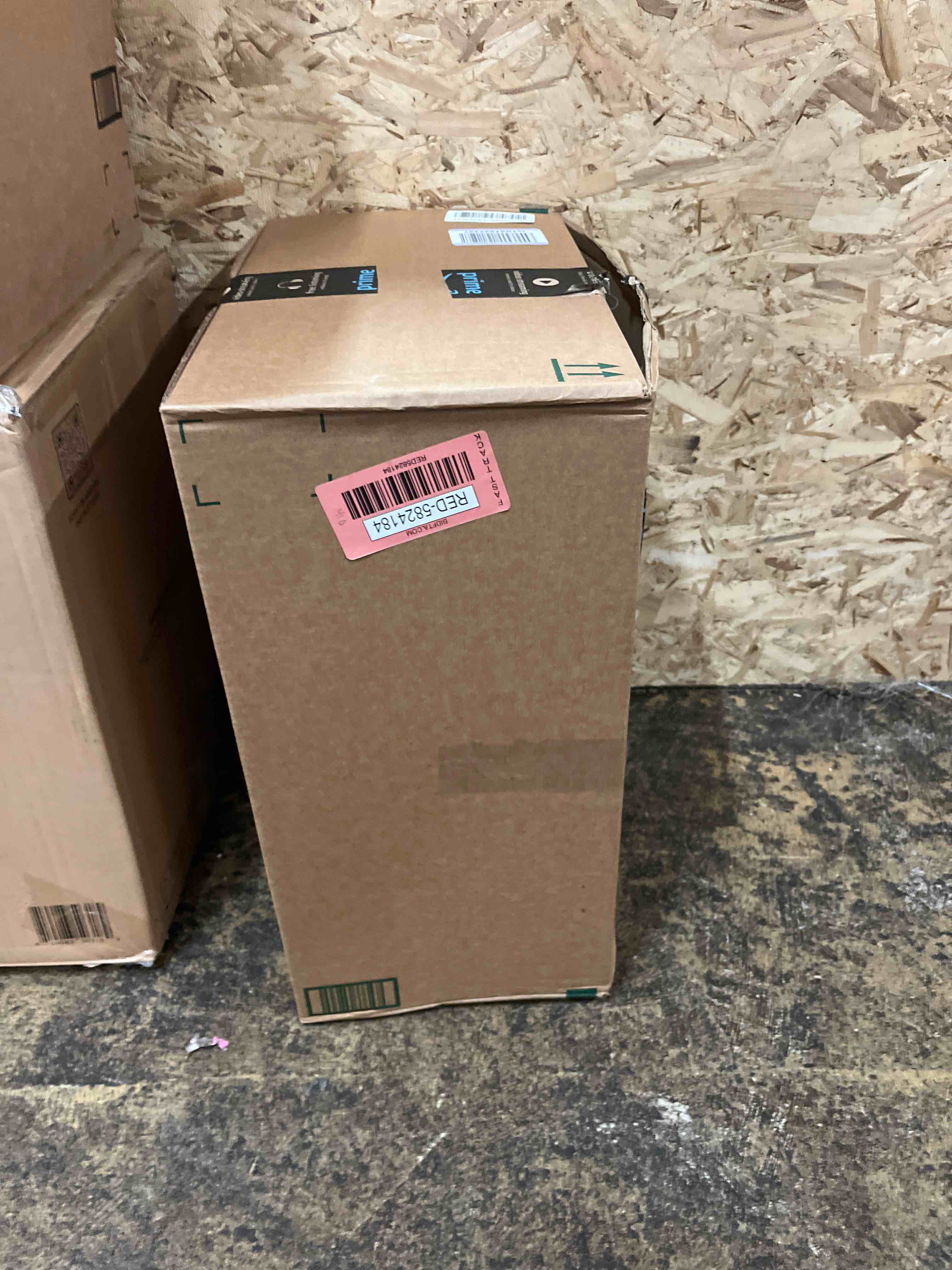 https://s3.amazonaws.com/lotting-images-prod/phillipi/RED5824184_1721894716458.jpeg