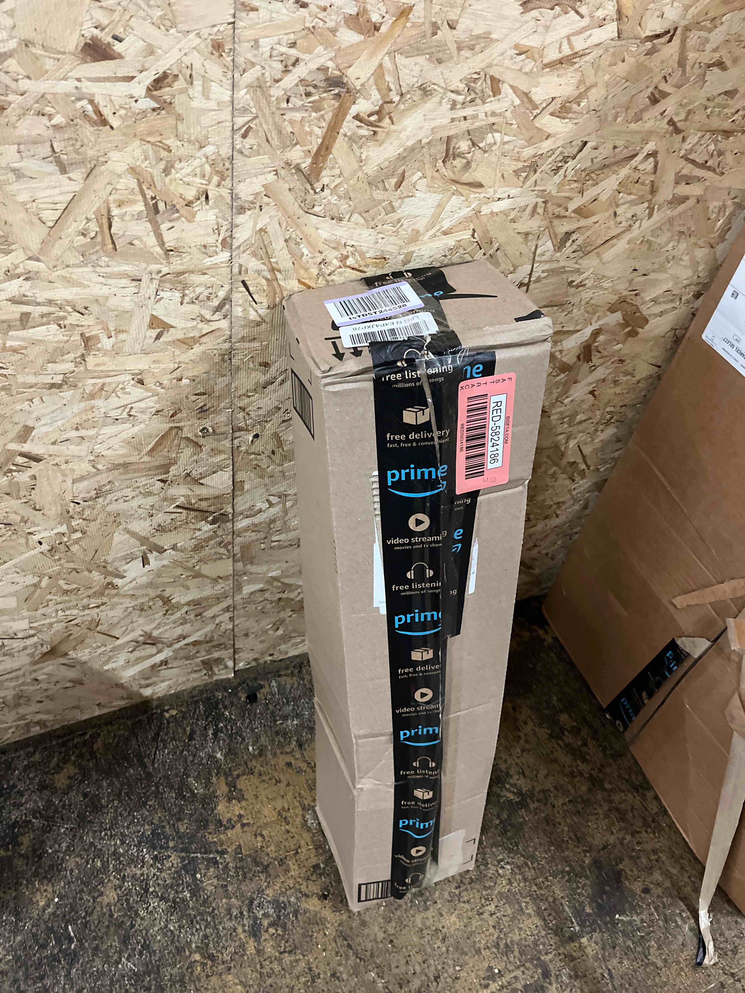 https://s3.amazonaws.com/lotting-images-prod/phillipi/RED5824186_1721893449604.jpeg