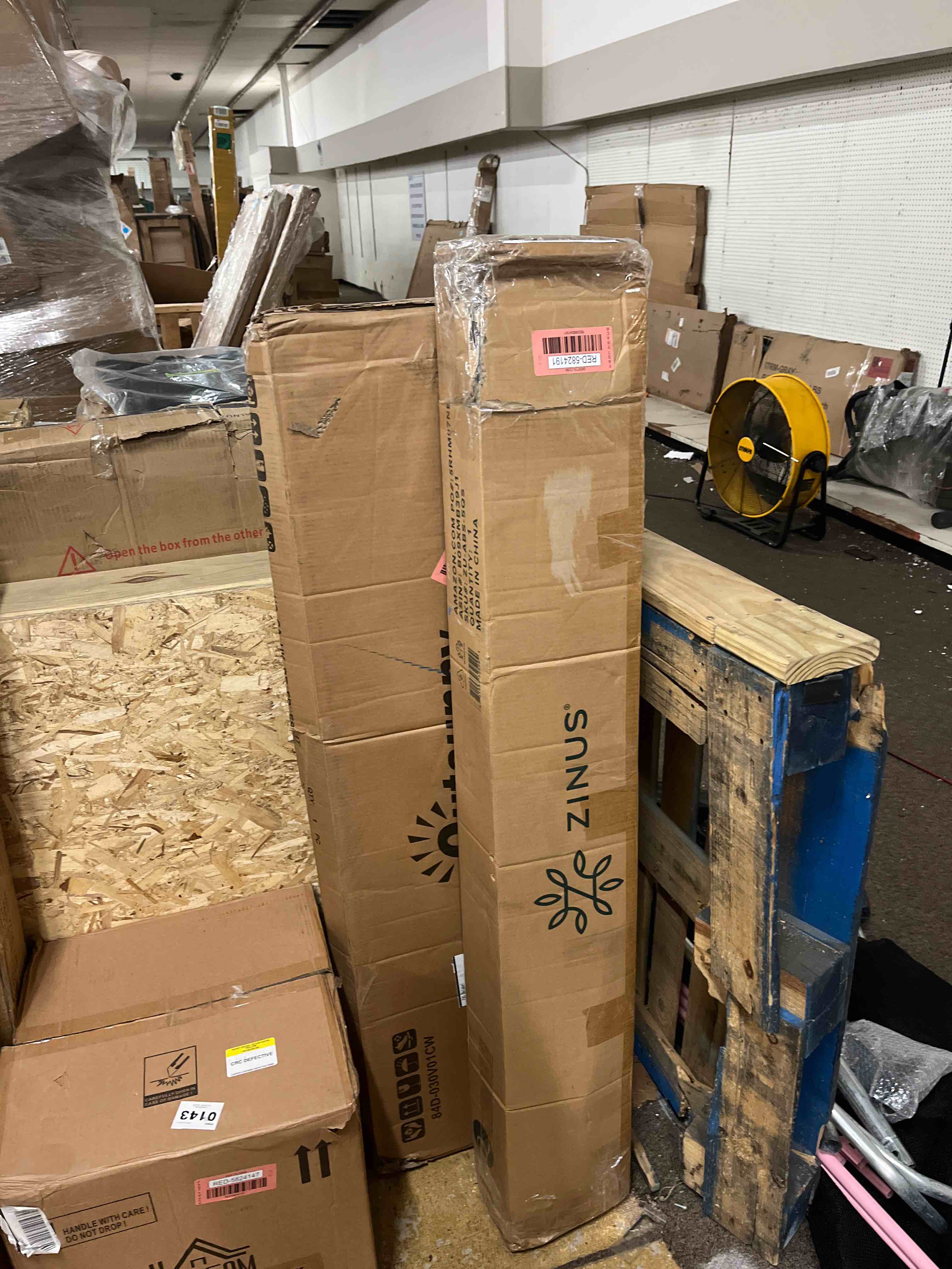 https://s3.amazonaws.com/lotting-images-prod/phillipi/RED5824191_1721890752446.jpeg