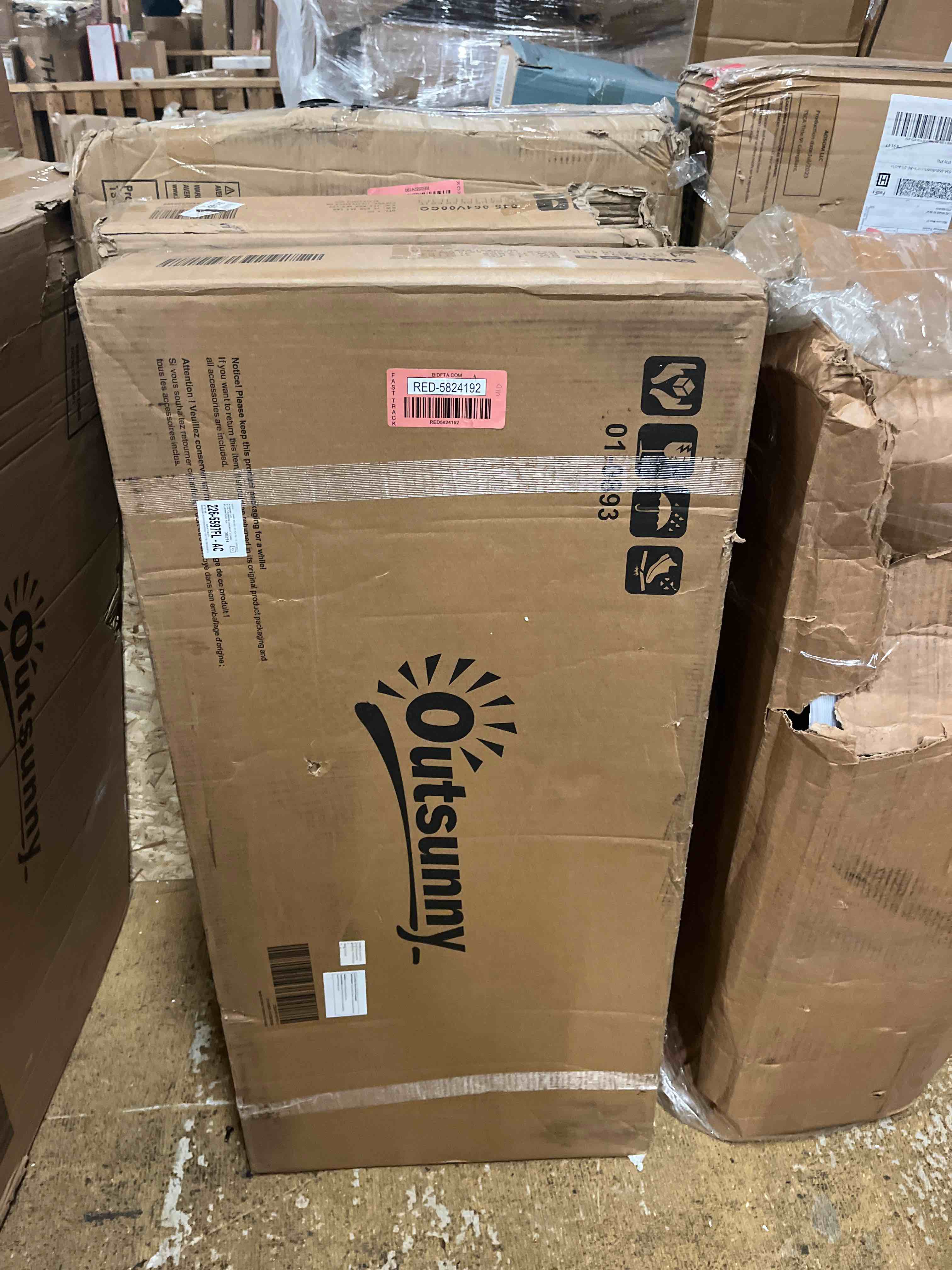 https://s3.amazonaws.com/lotting-images-prod/phillipi/RED5824192_1721891097520.jpeg