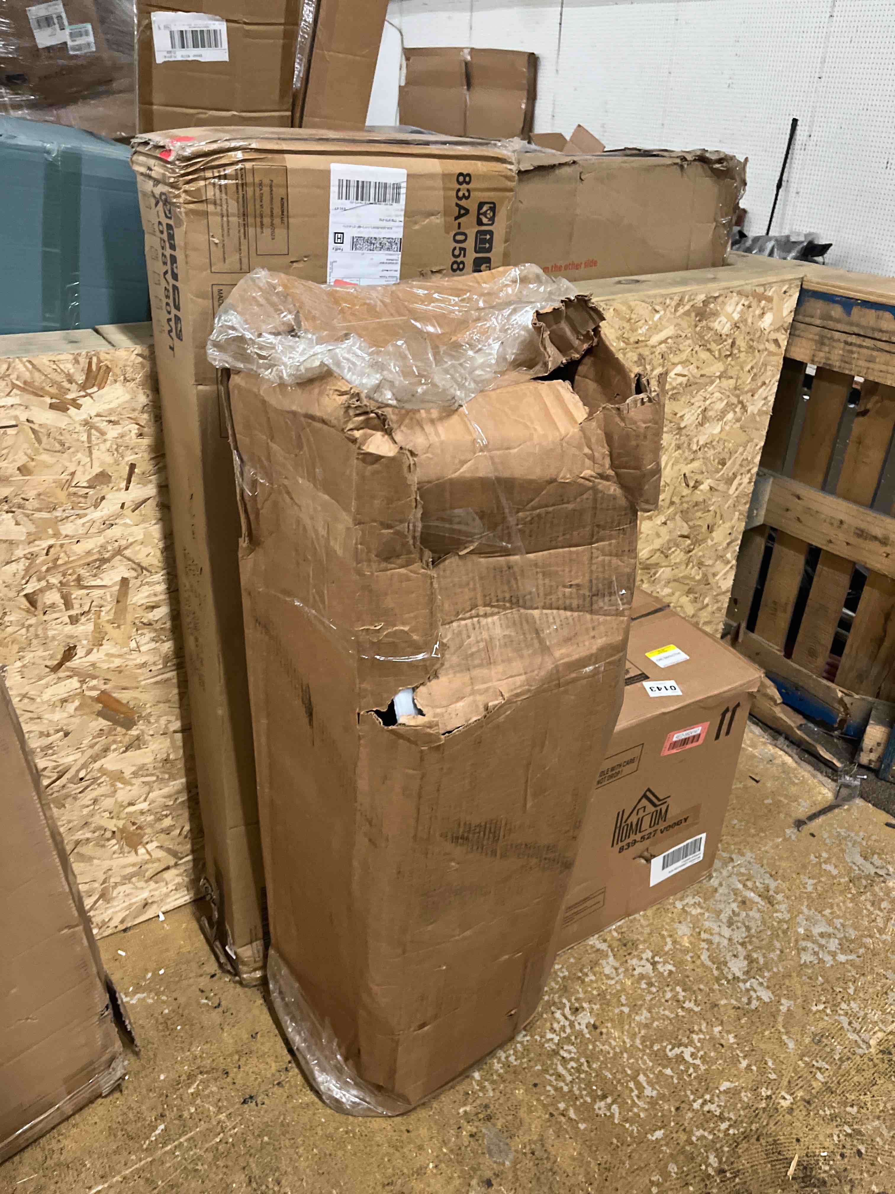 https://s3.amazonaws.com/lotting-images-prod/phillipi/RED5824194_1721890413386.jpeg