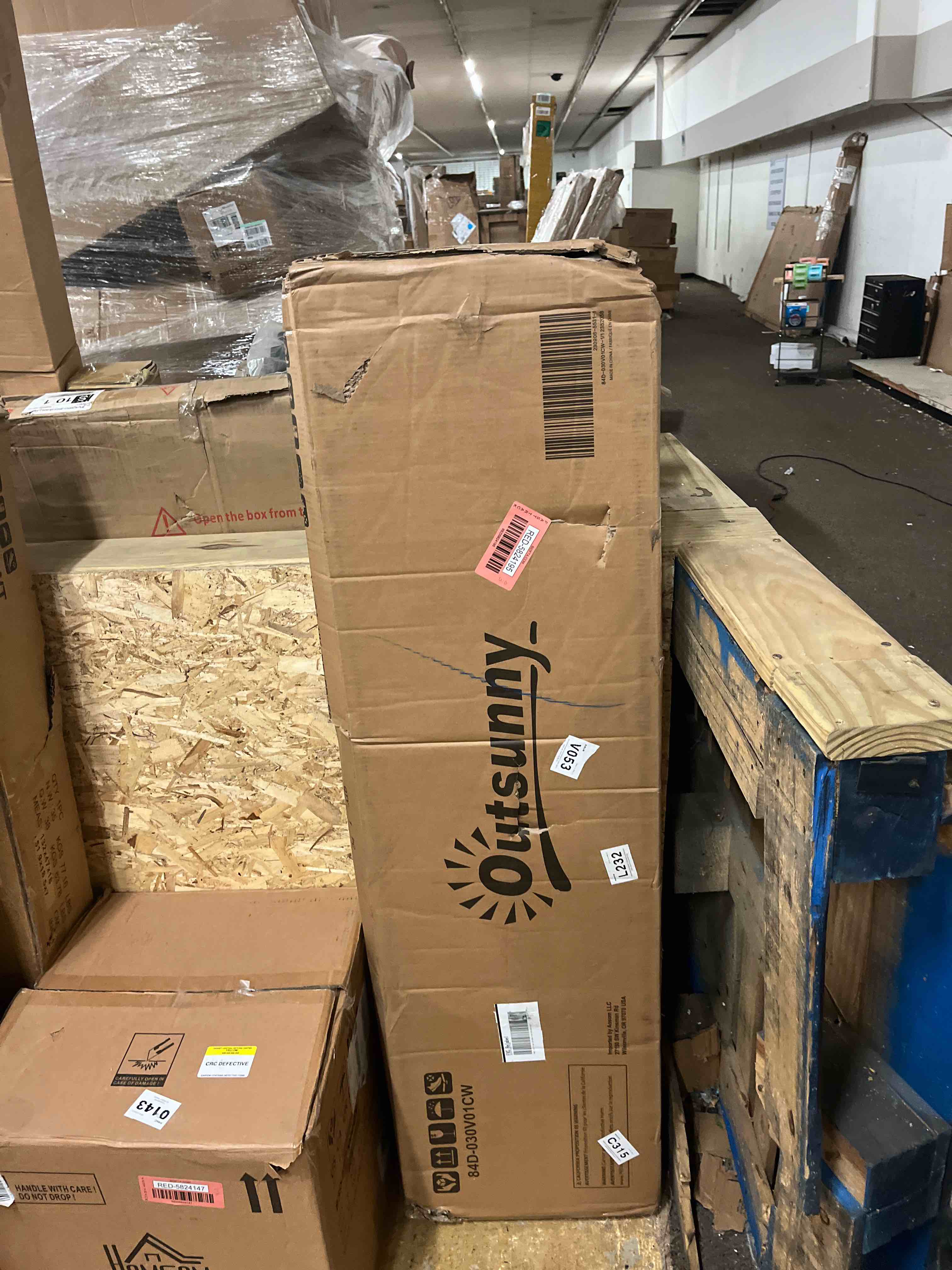 https://s3.amazonaws.com/lotting-images-prod/phillipi/RED5824195_1721890707954.jpeg