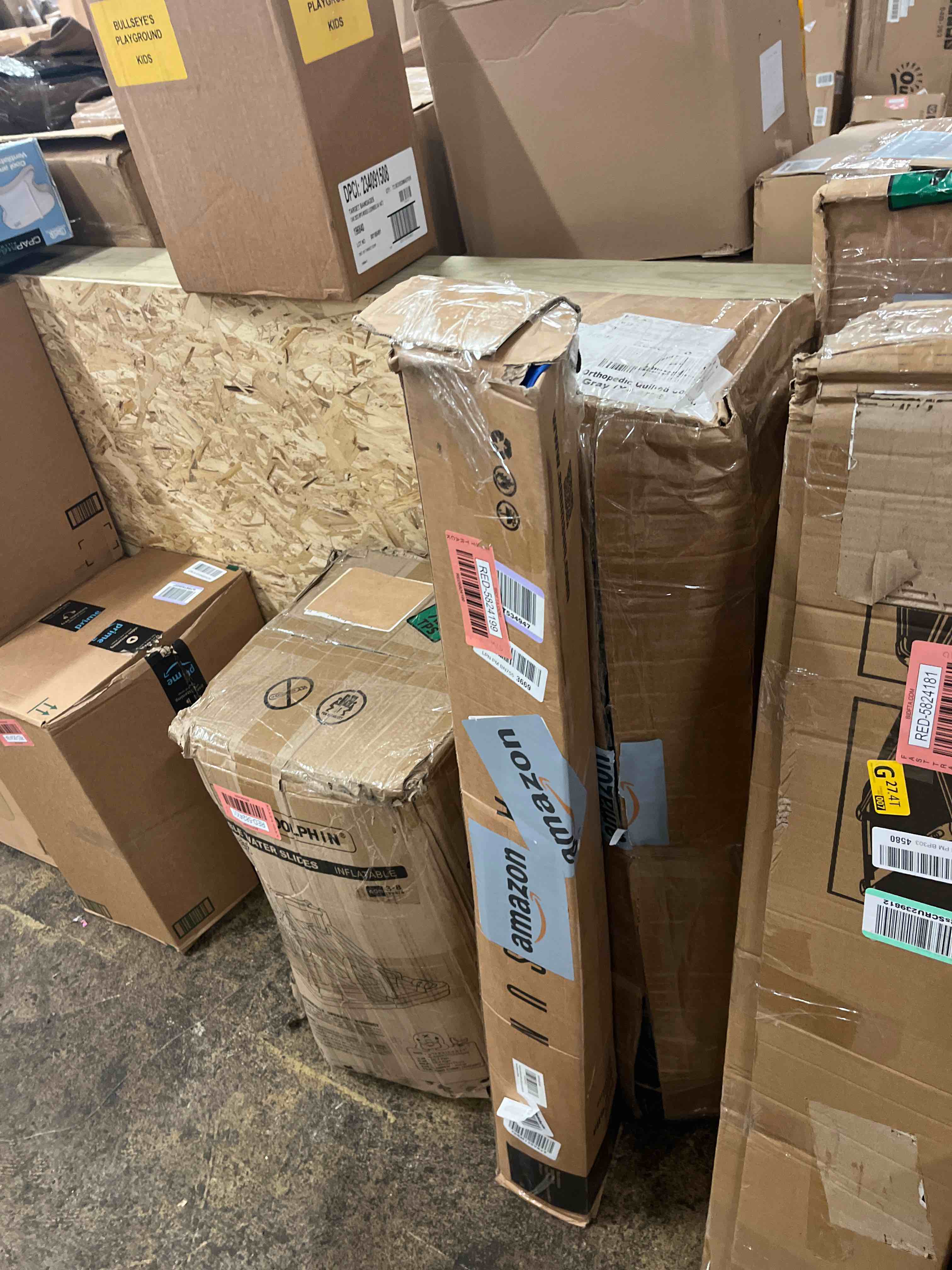 https://s3.amazonaws.com/lotting-images-prod/phillipi/RED5824199_1721894901690.jpeg