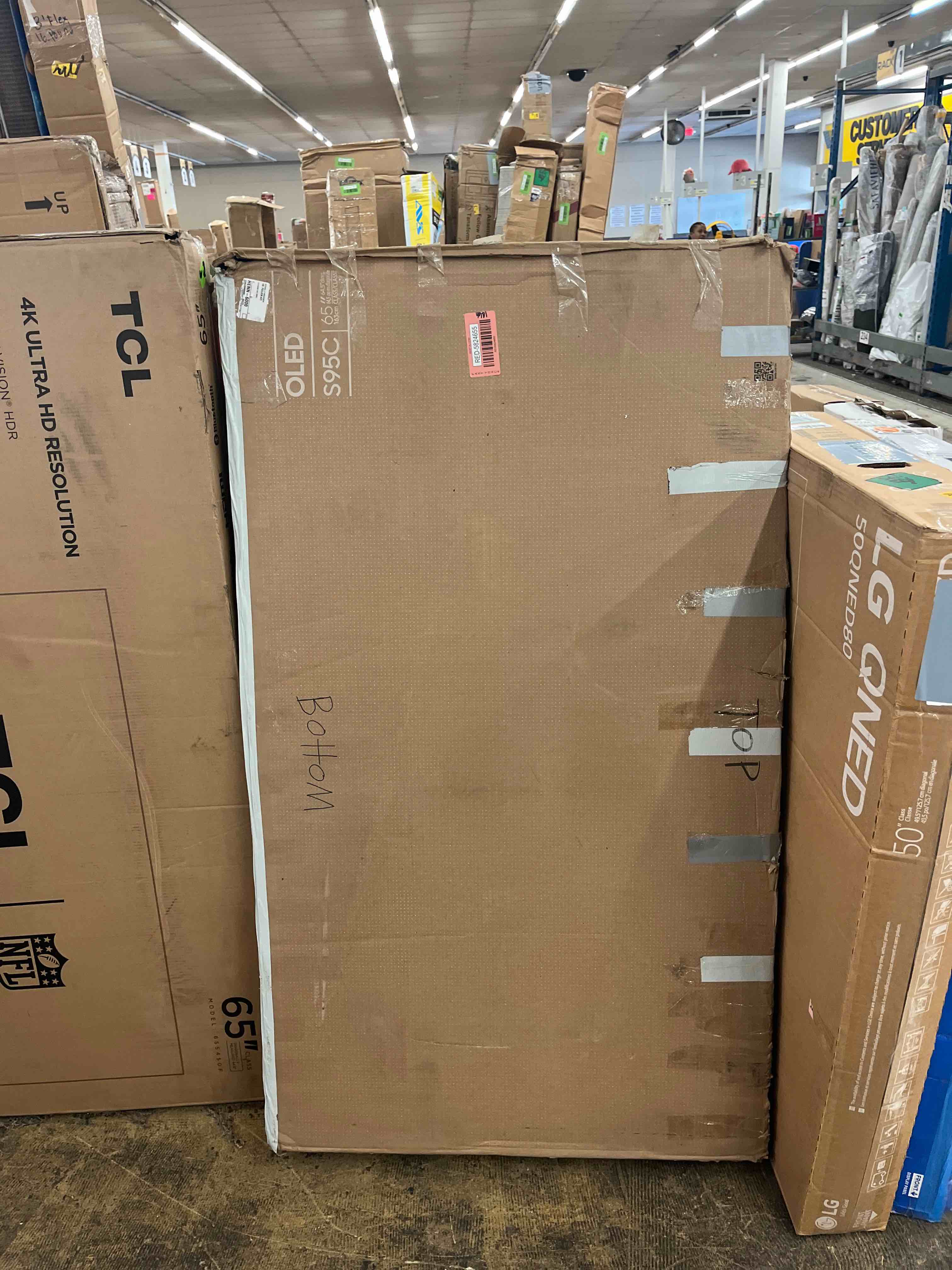 https://s3.amazonaws.com/lotting-images-prod/phillipi/RED5824655_1722633351516.jpeg
