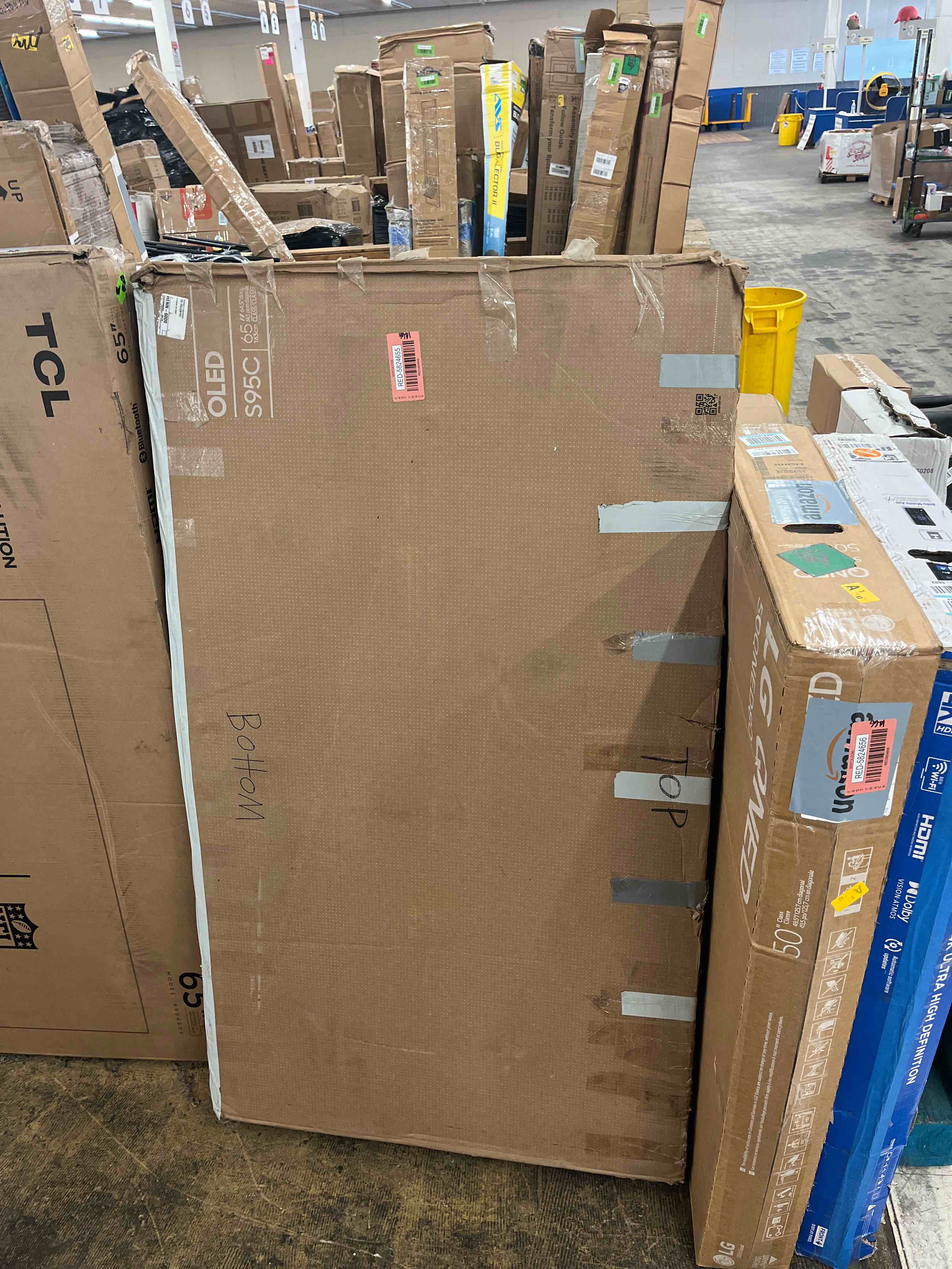 https://s3.amazonaws.com/lotting-images-prod/phillipi/RED5824655_1722633359493.jpeg