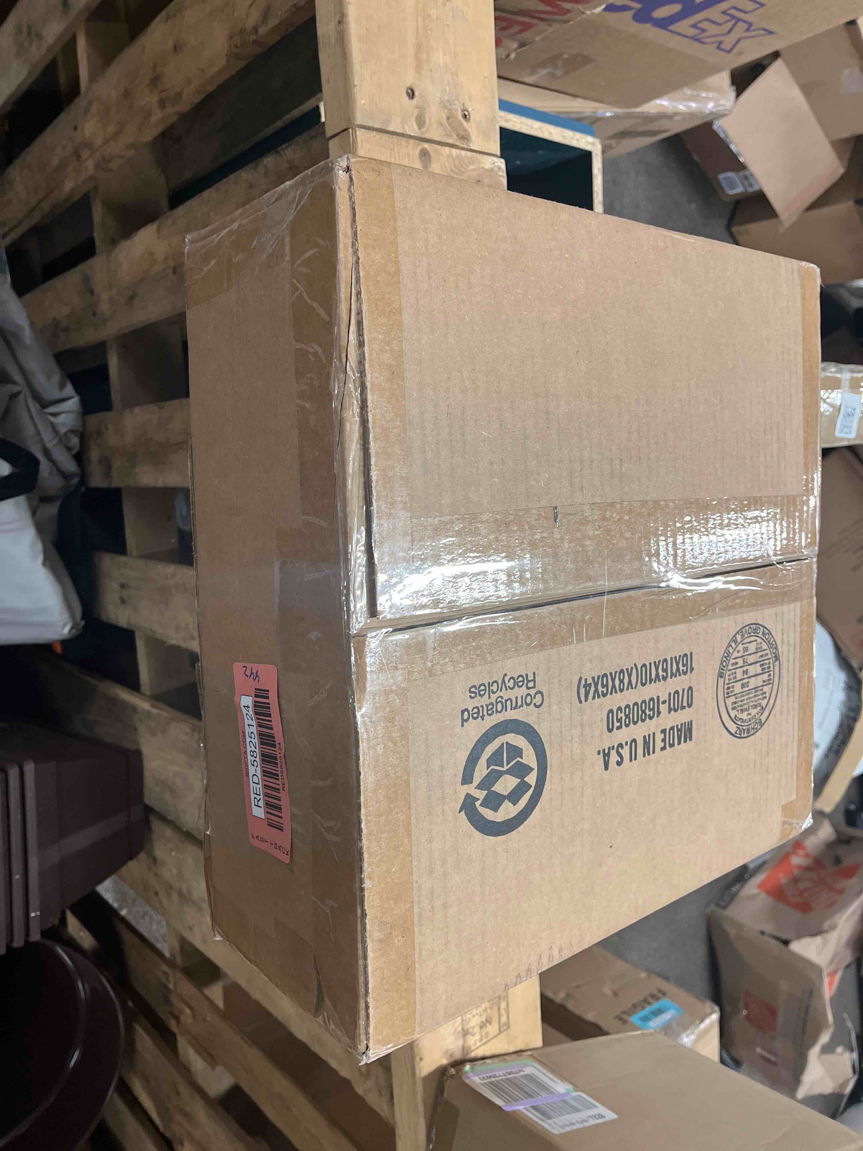 https://s3.amazonaws.com/lotting-images-prod/phillipi/RED5825124_1709350555233.jpeg