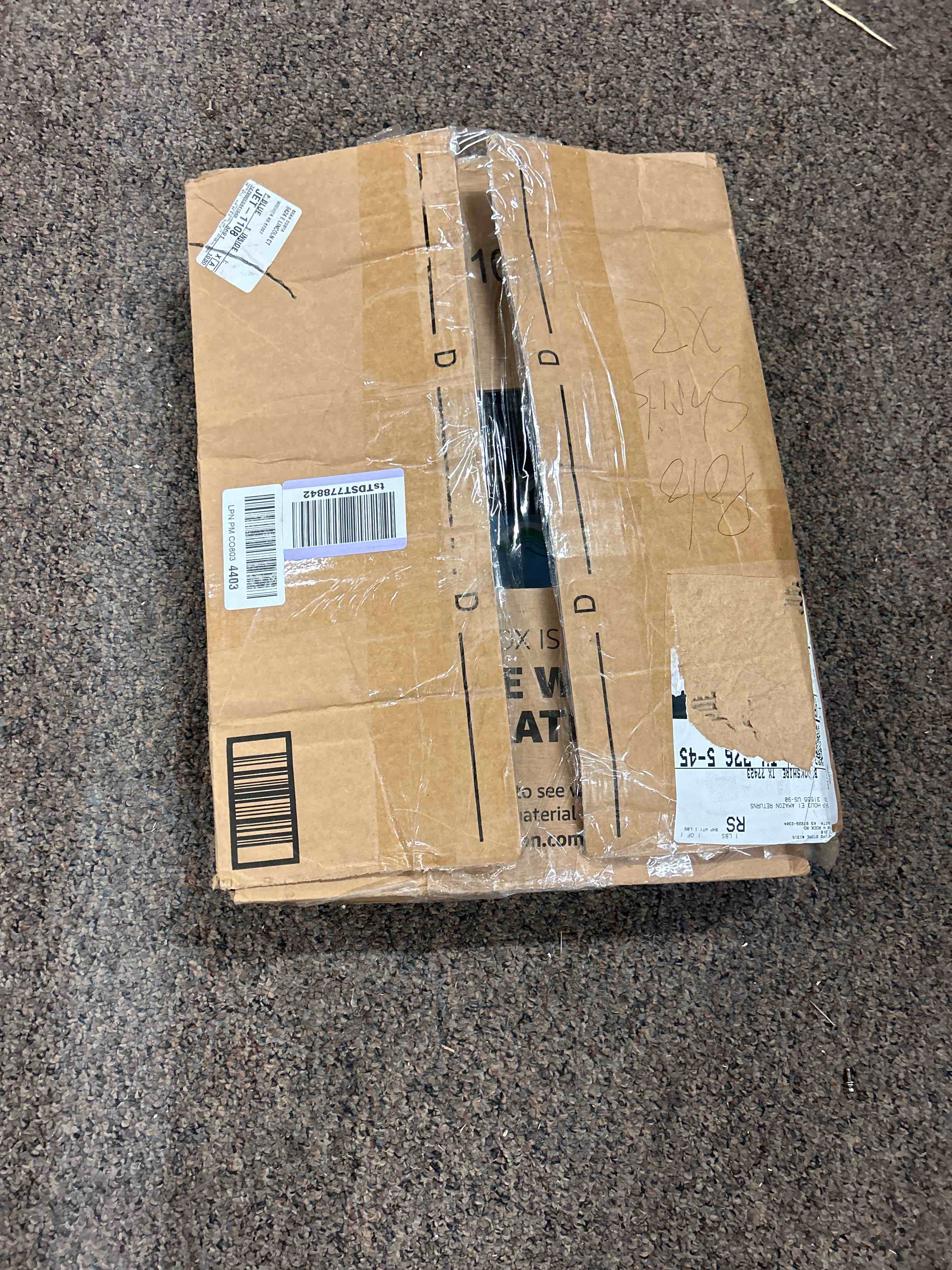 https://s3.amazonaws.com/lotting-images-prod/phillipi/RED5825219_1709353335296.jpeg