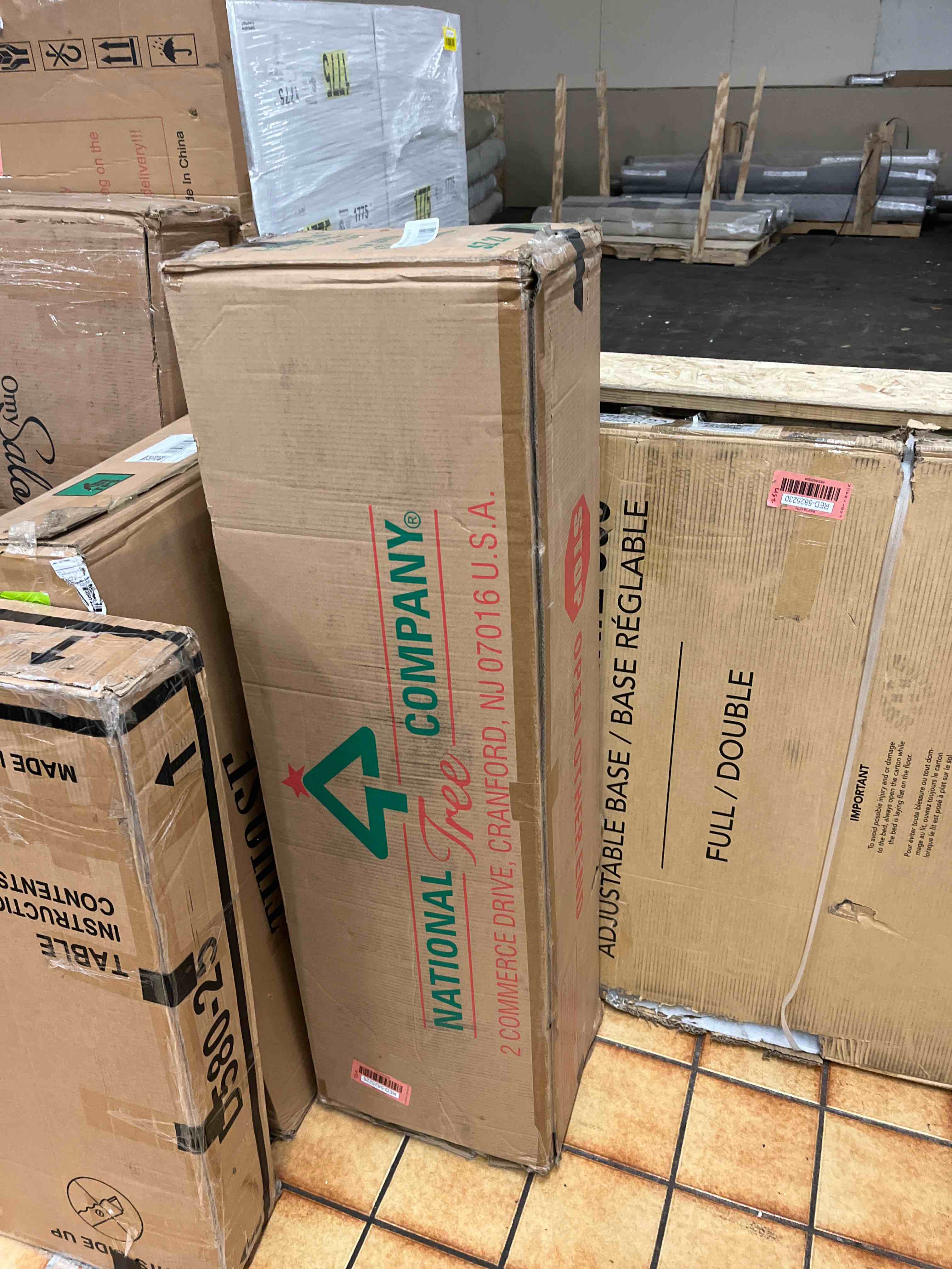 https://s3.amazonaws.com/lotting-images-prod/phillipi/RED5825226_1709617417188.jpeg