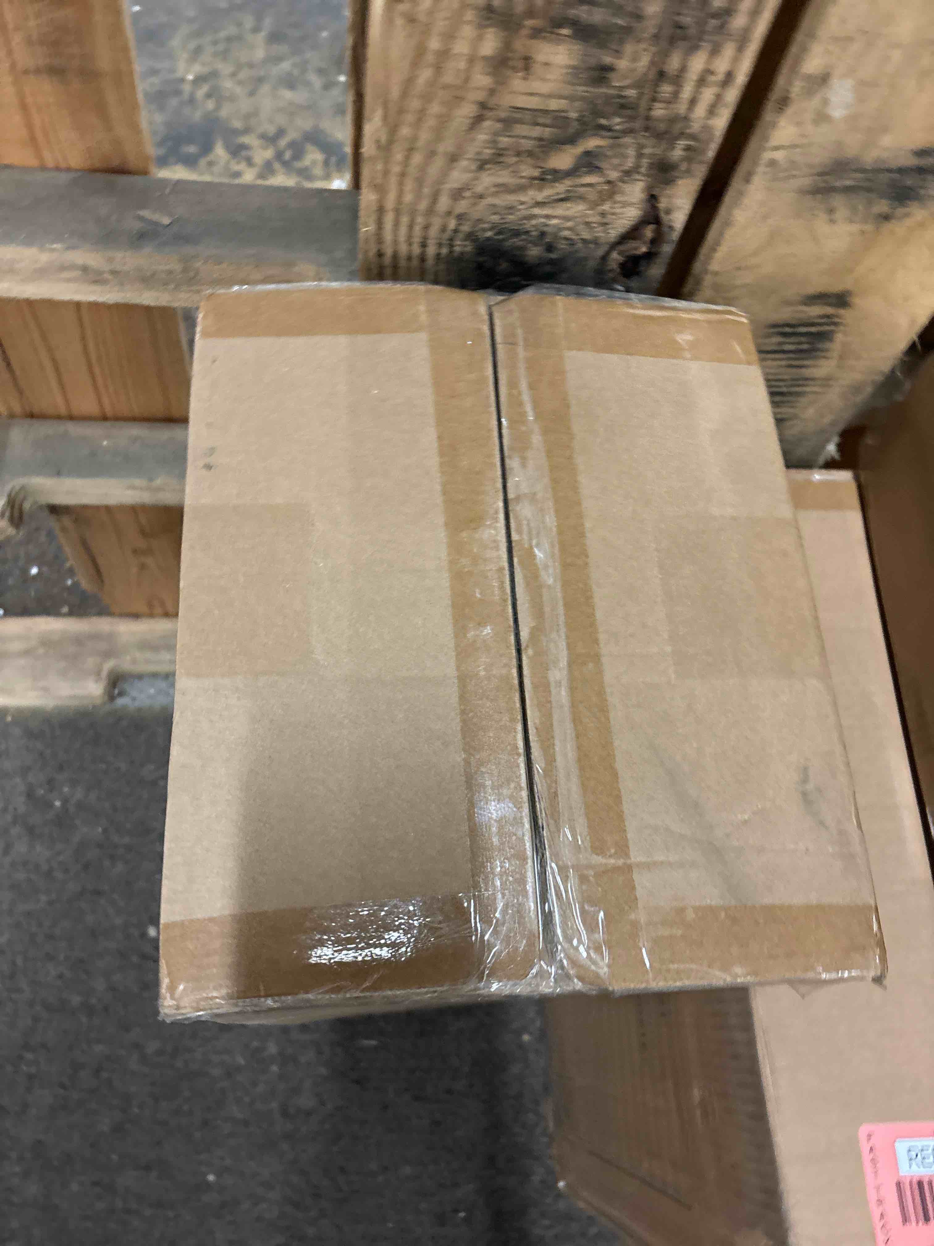 https://s3.amazonaws.com/lotting-images-prod/phillipi/RED5825817_1710781219874.jpeg
