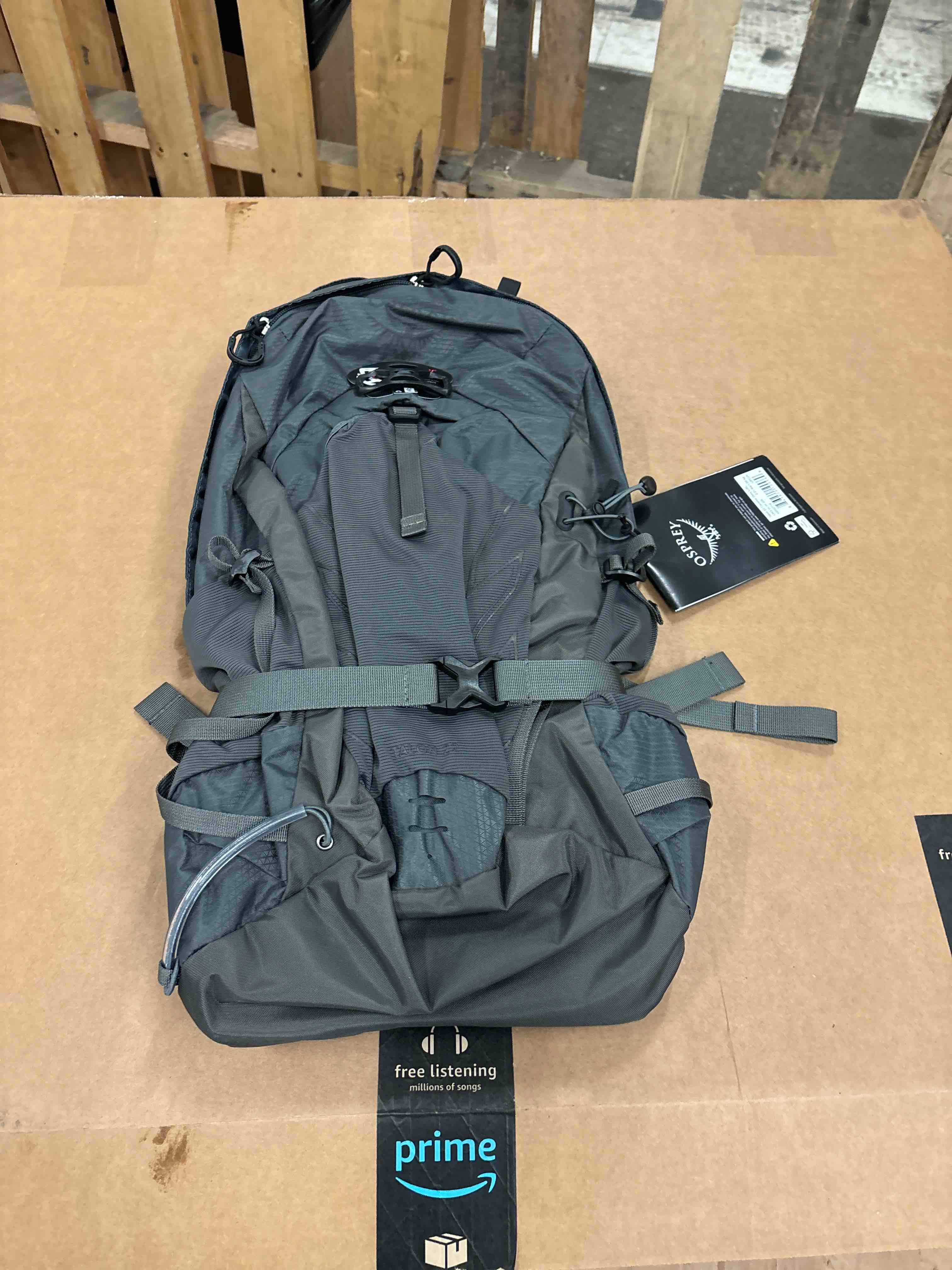 https://s3.amazonaws.com/lotting-images-prod/phillipi/RED5826055_1711496307865.jpeg