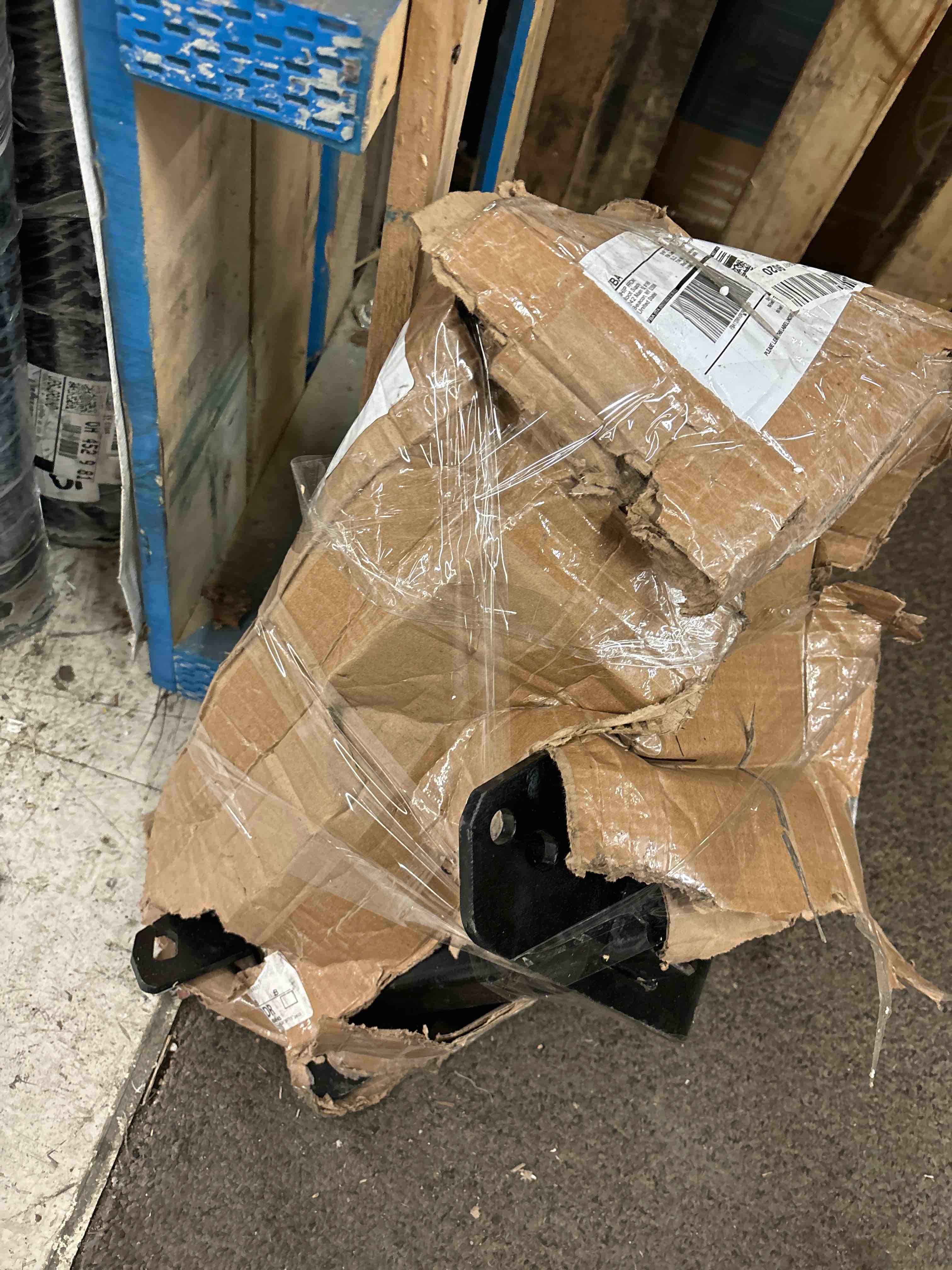 https://s3.amazonaws.com/lotting-images-prod/phillipi/RED5826061_1711495435559.jpeg