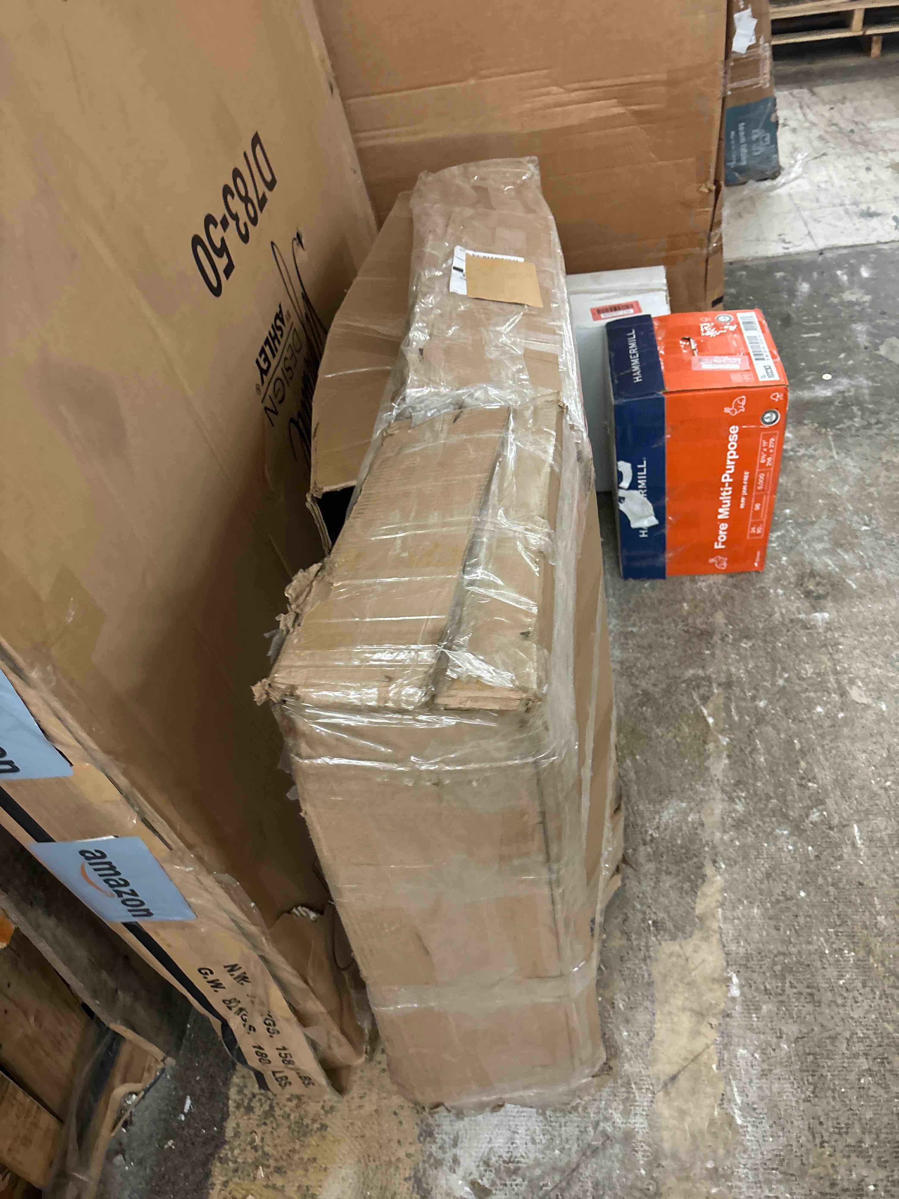 https://s3.amazonaws.com/lotting-images-prod/phillipi/RED5826604_1713901440900.jpeg