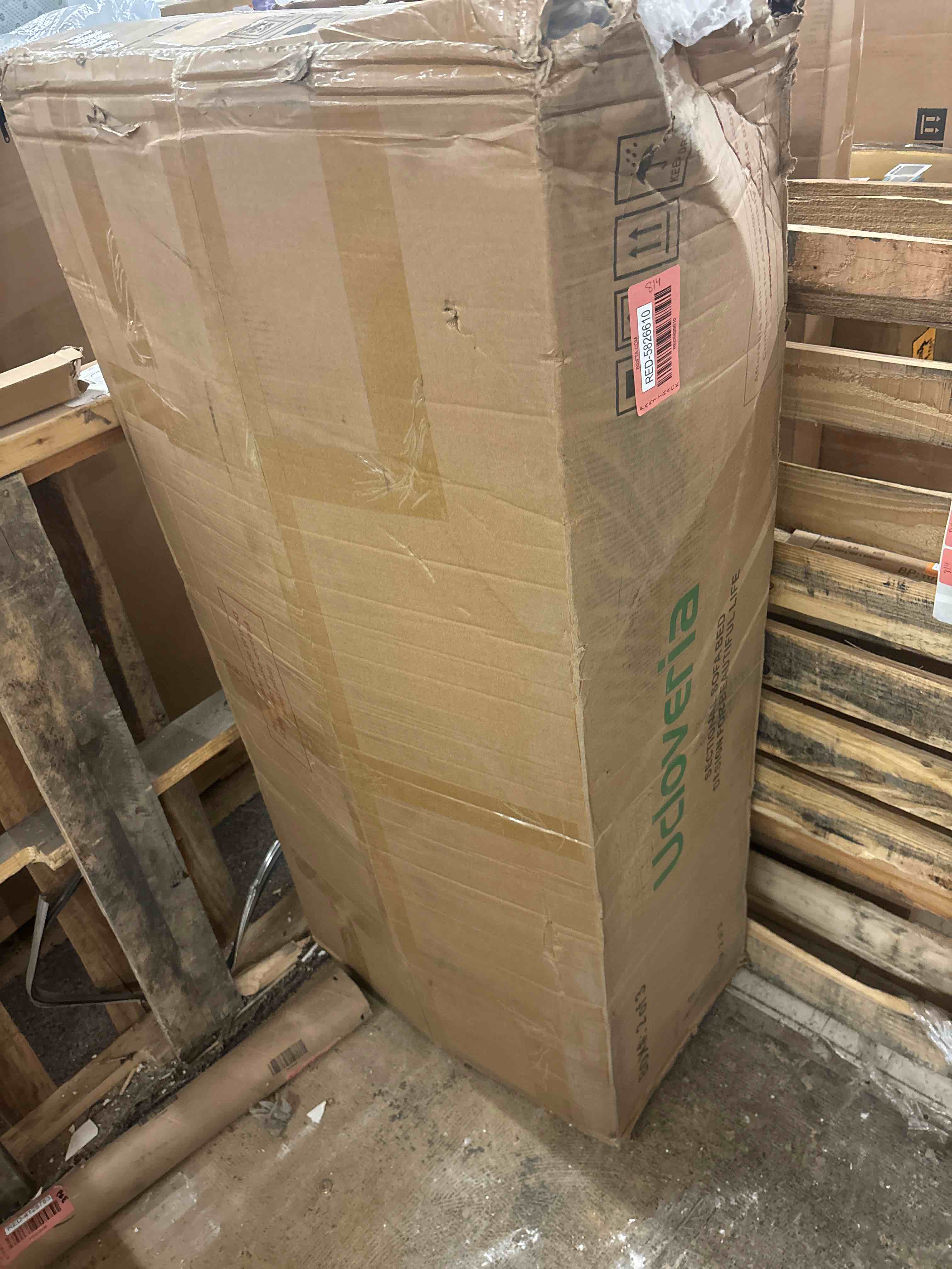 https://s3.amazonaws.com/lotting-images-prod/phillipi/RED5826610_1713899677094.jpeg