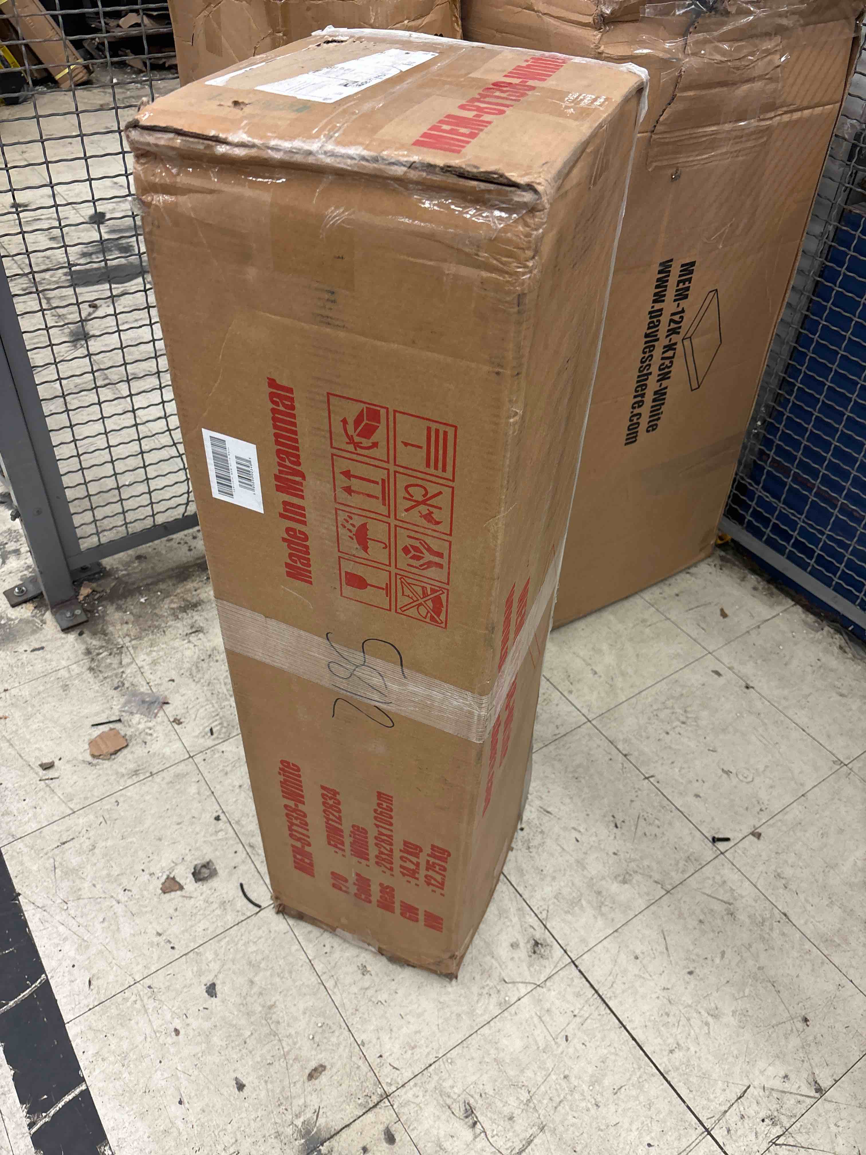 https://s3.amazonaws.com/lotting-images-prod/phillipi/RED5826690_1714605117972.jpeg