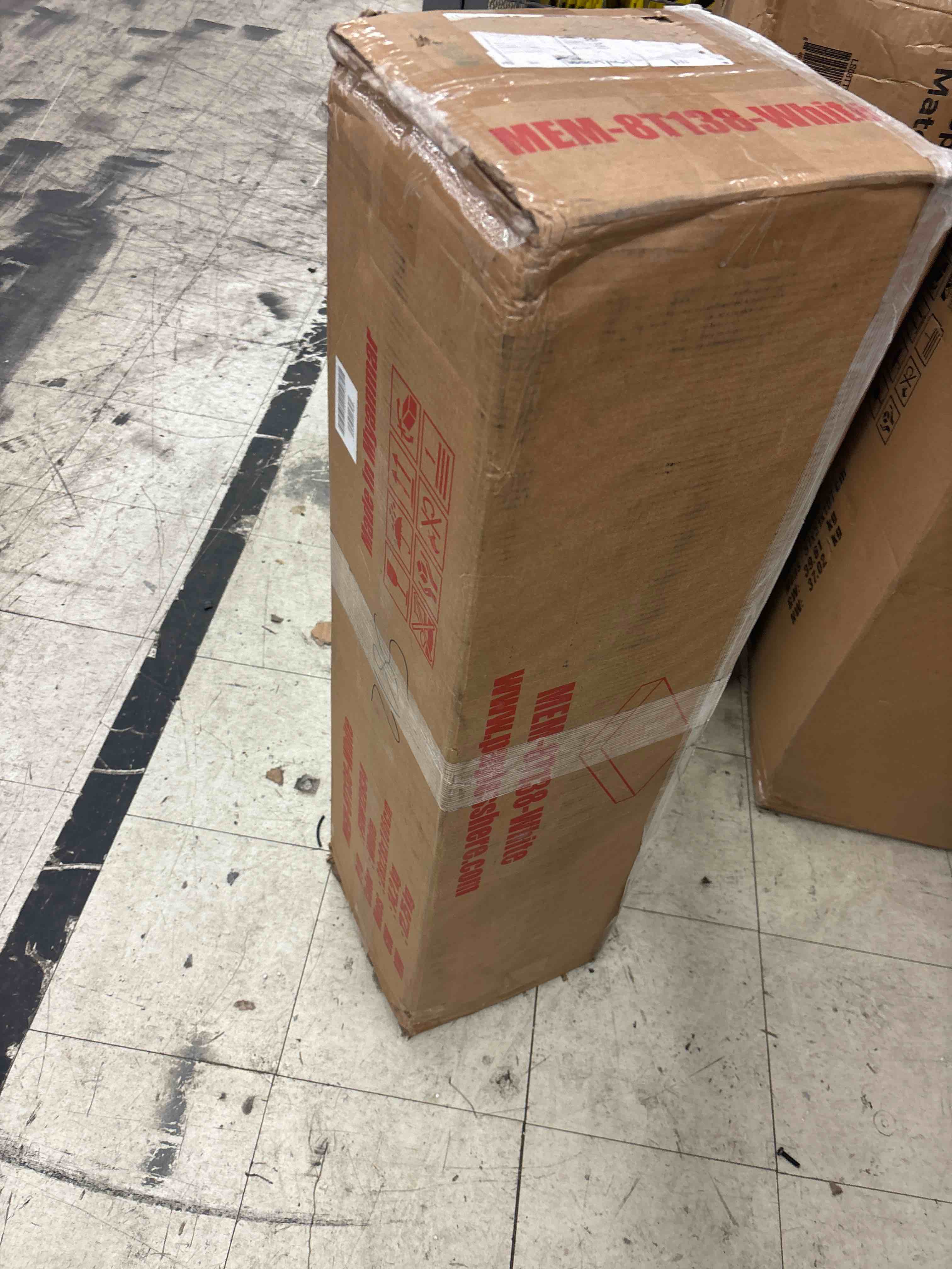 https://s3.amazonaws.com/lotting-images-prod/phillipi/RED5826690_1714605119939.jpeg