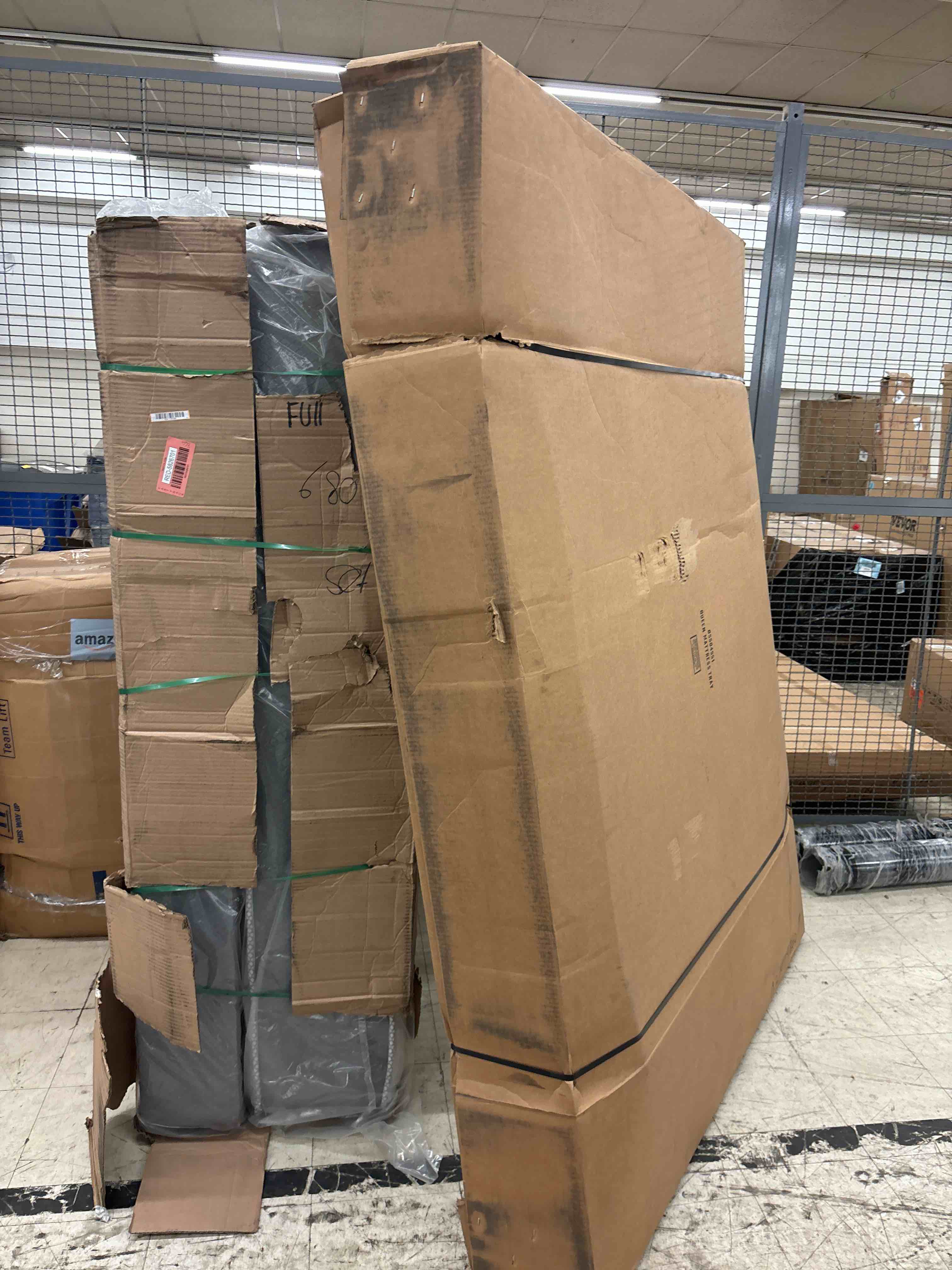 https://s3.amazonaws.com/lotting-images-prod/phillipi/RED5826702_1714612367513.jpeg