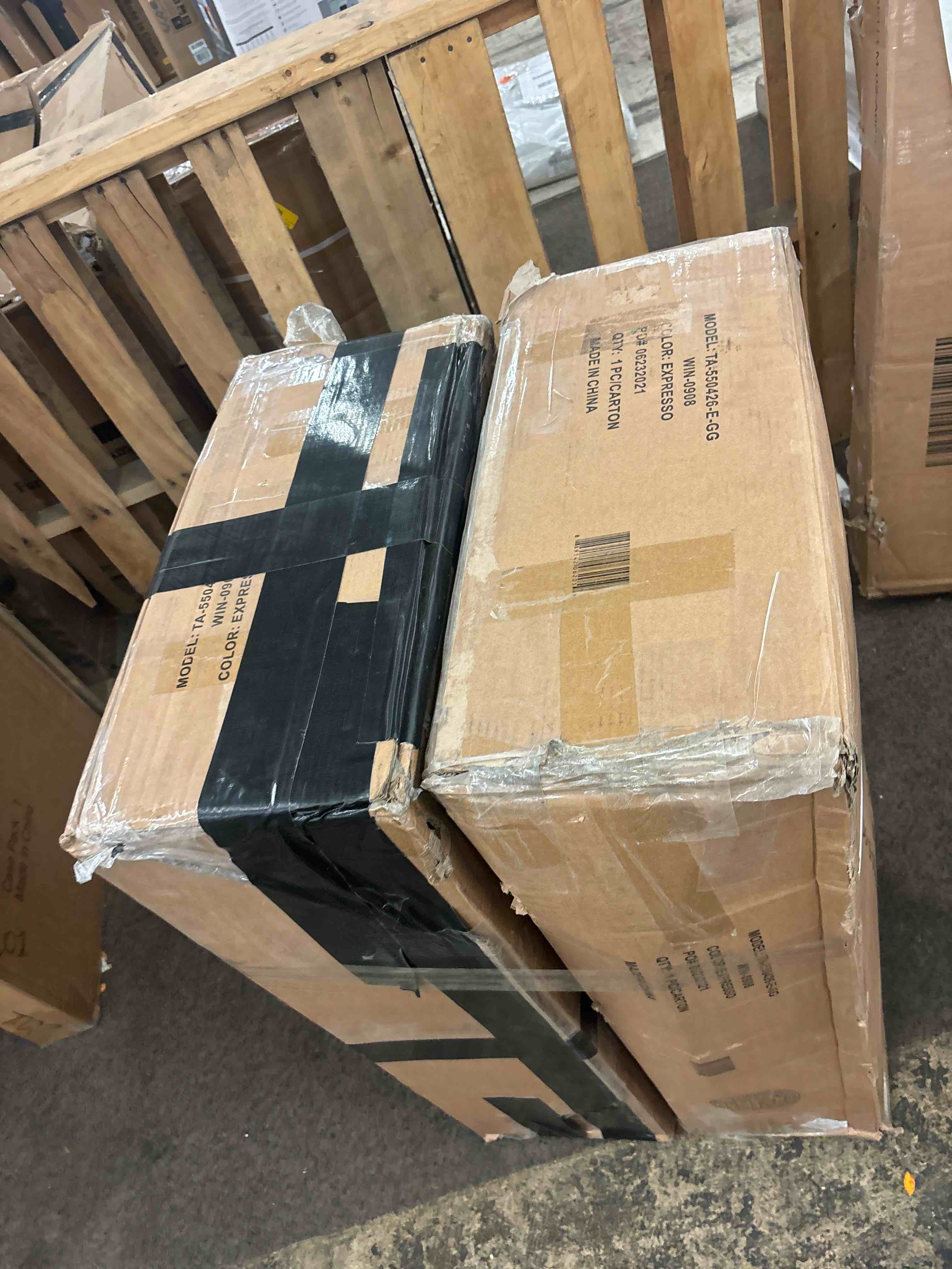 https://s3.amazonaws.com/lotting-images-prod/phillipi/RED5826924_1715124479997.jpeg